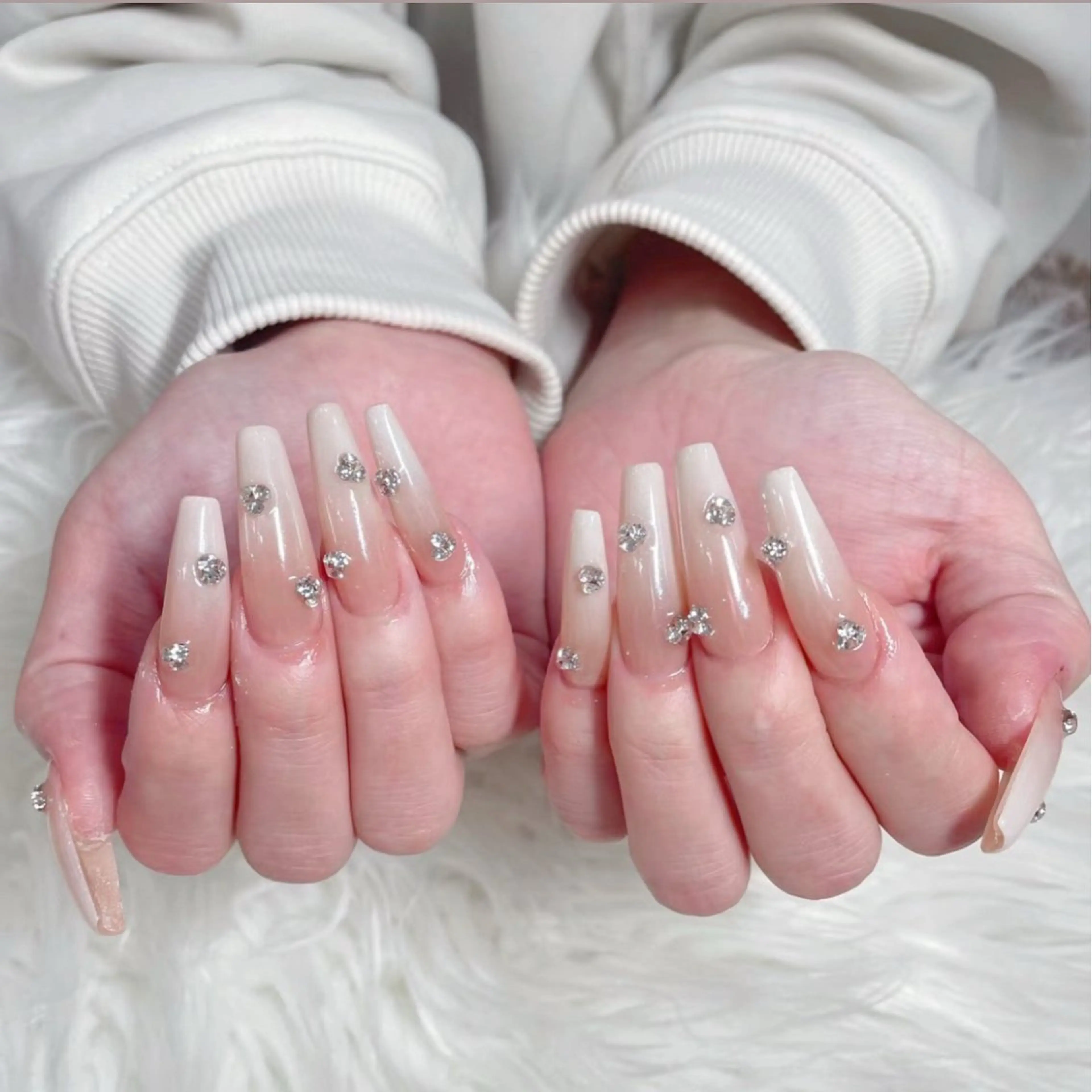 ネイル ハンドネイル Tini ANA.CHUOのネイルデザイン