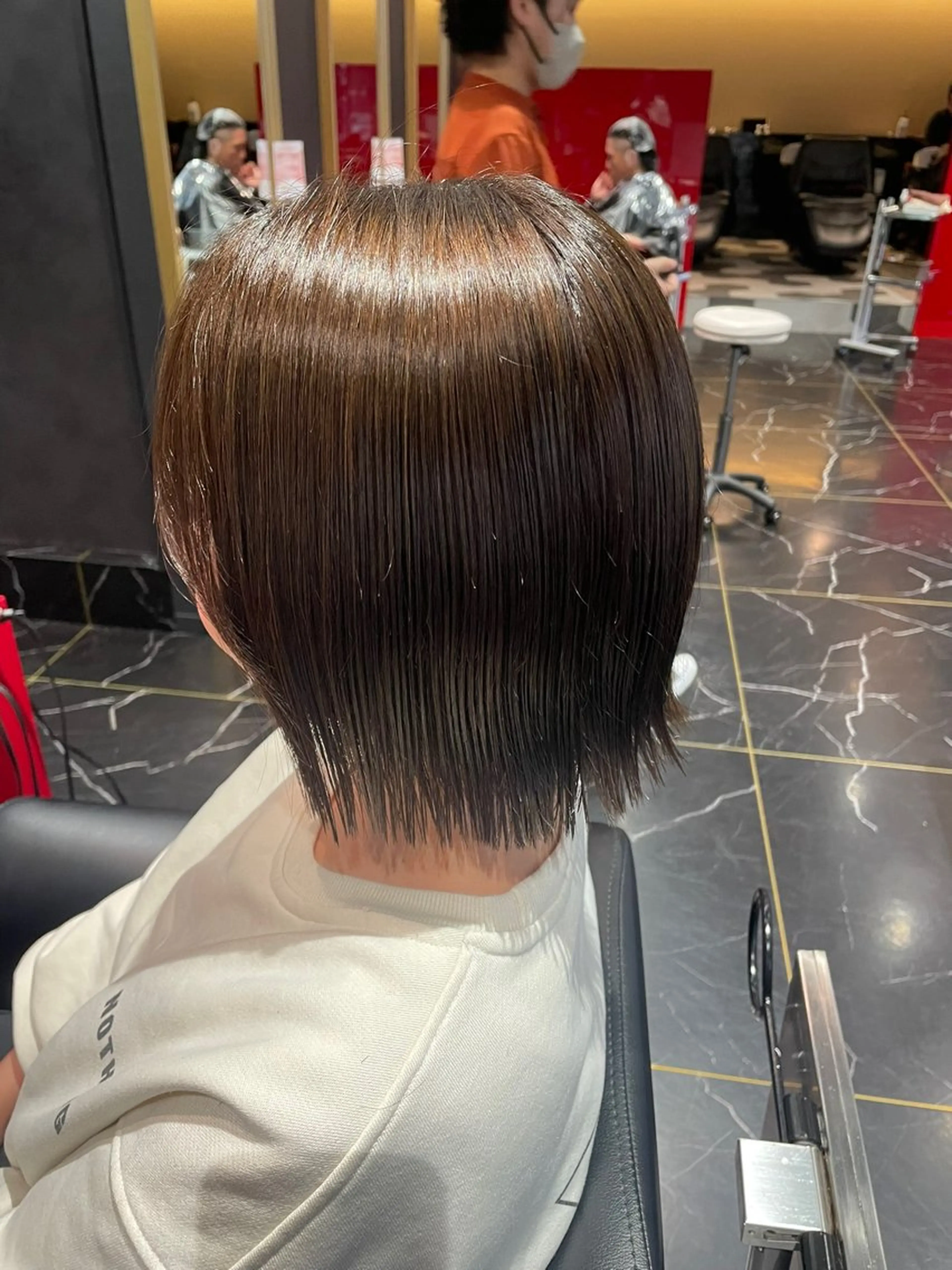 ショート カラー 森 亜紗美のヘアスタイル