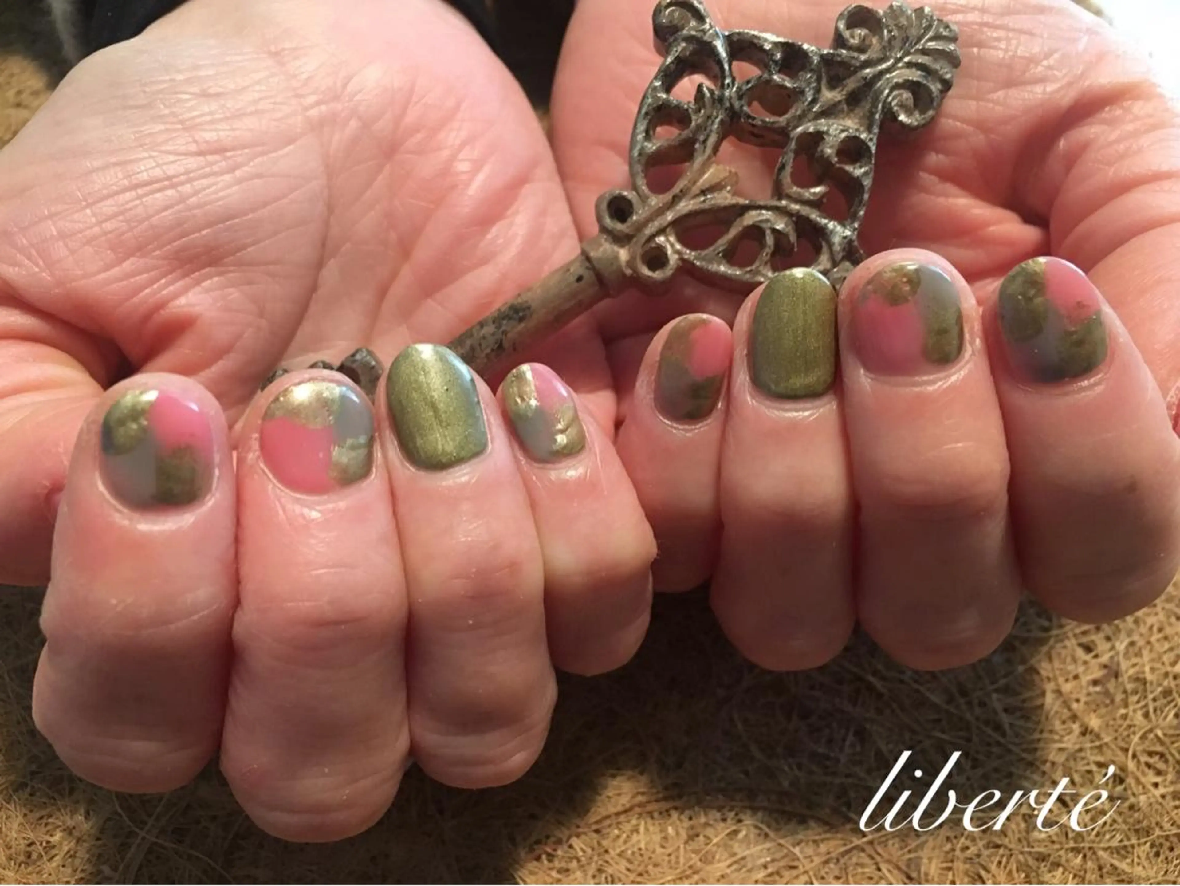 ネイル liberté (リベルテ)のネイルデザイン