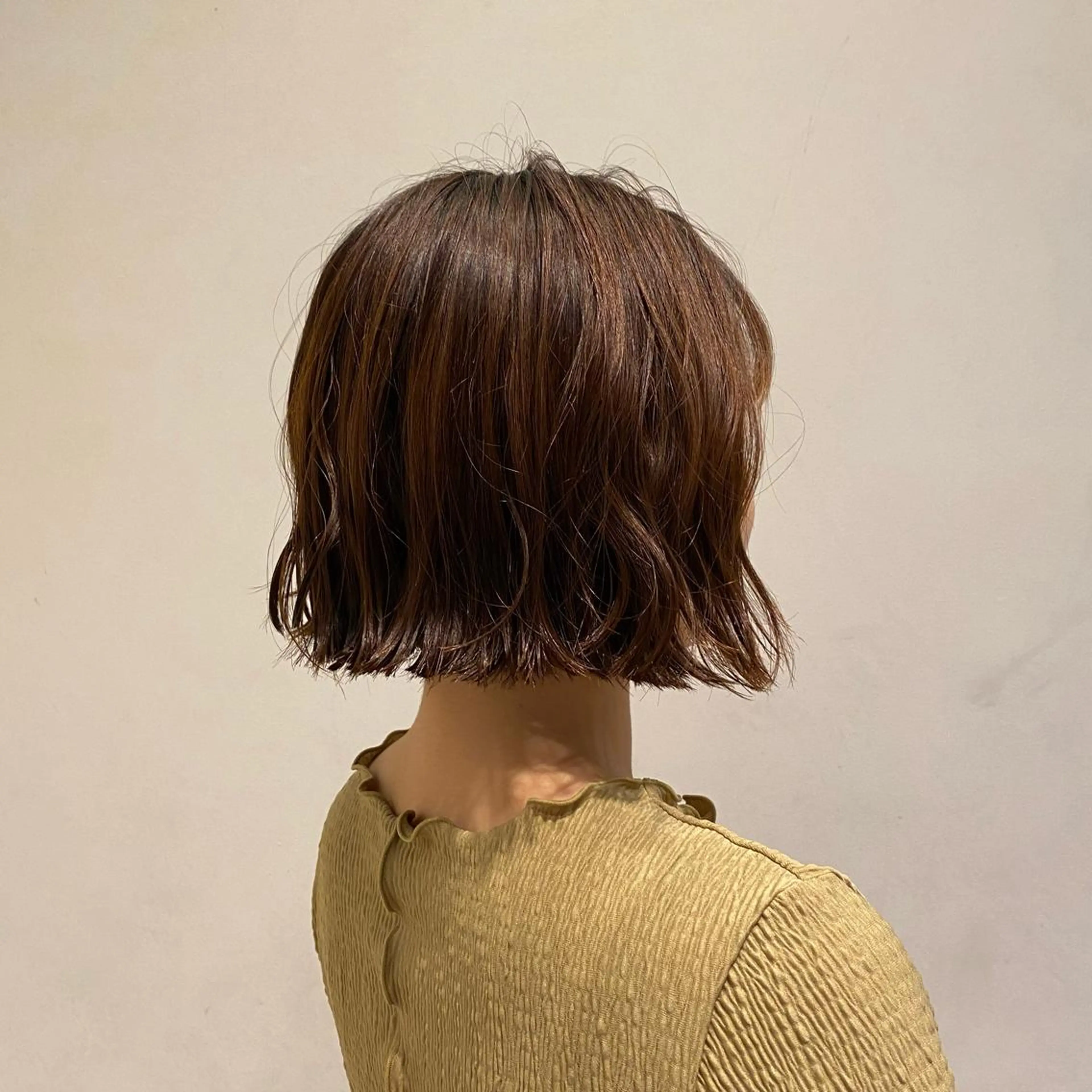 ショート カラー ヘアアレンジ アッシュ 黒川 結希のヘアスタイル