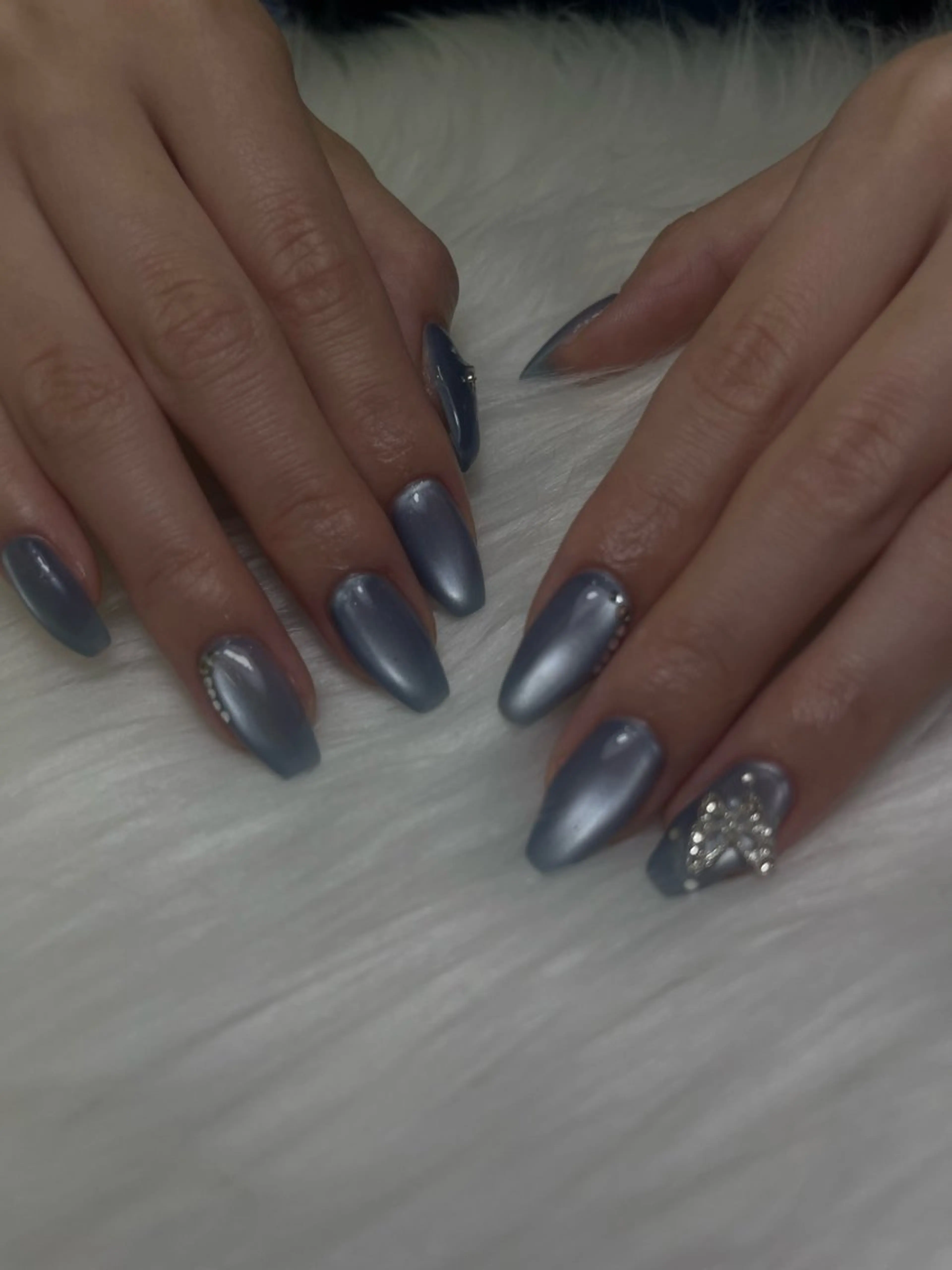 ネイル ハンドネイル フットネイル limo/ kotomiのネイルデザイン