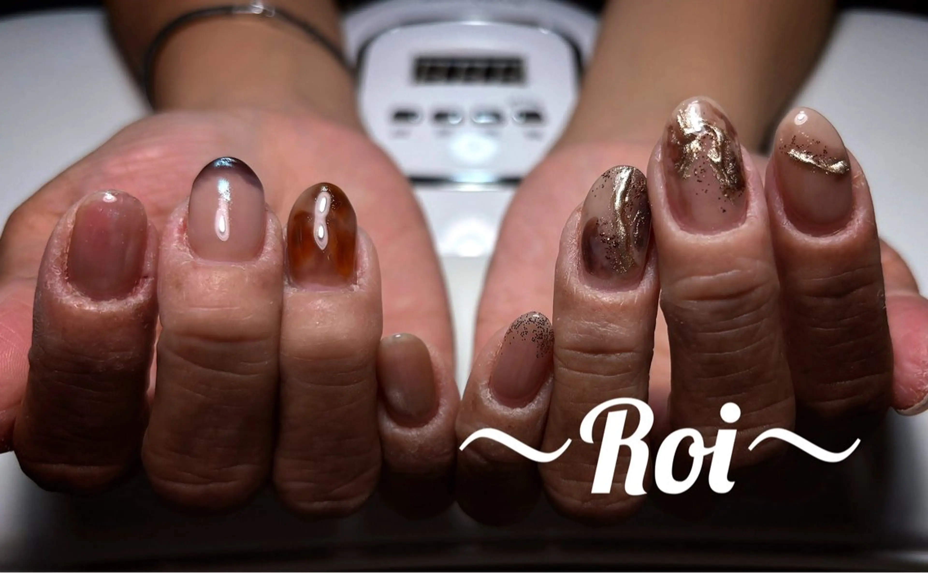 ネイル ニュアンスネイル ハンドネイル ネイルサロン Roiのネイルデザイン