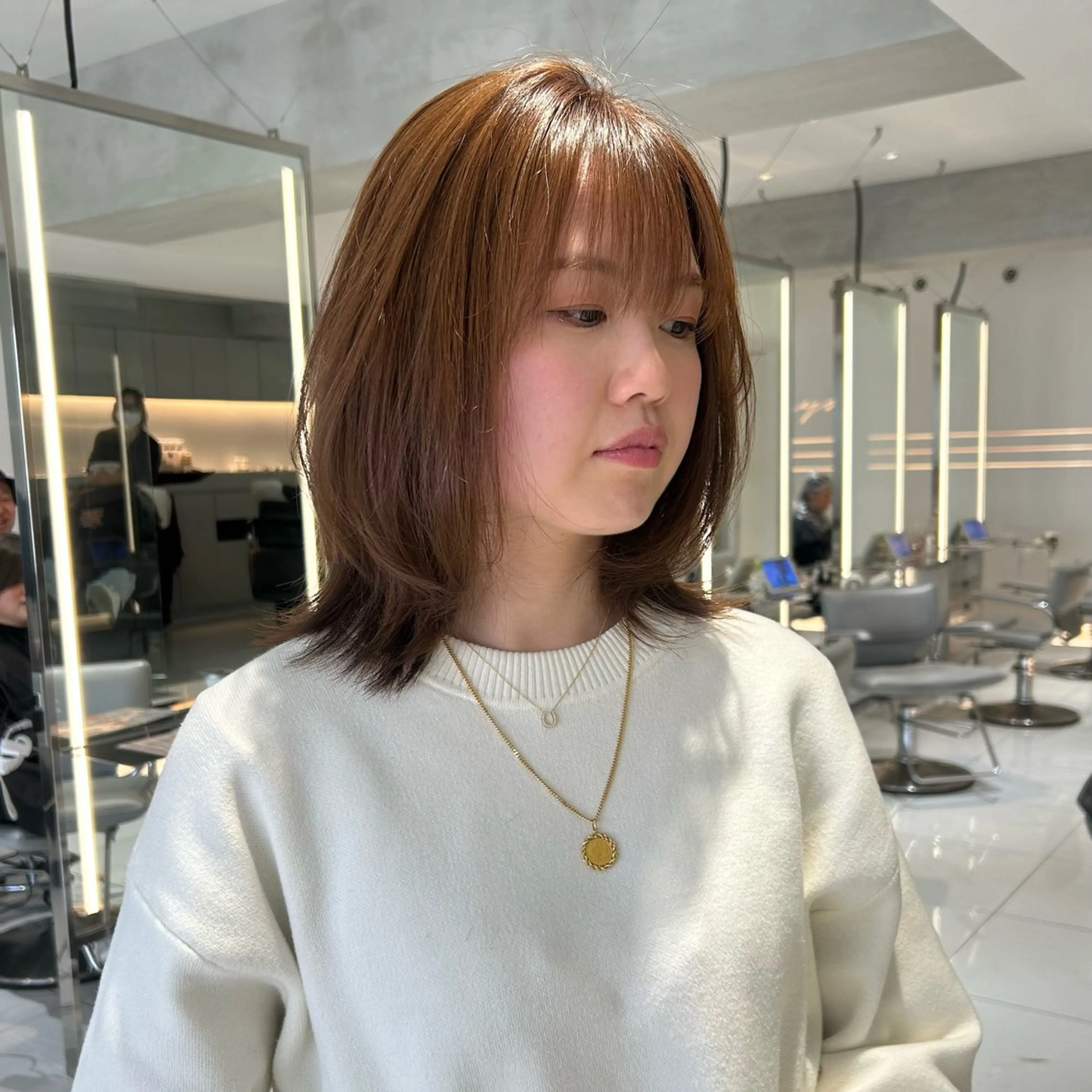 ショート カラー ベージュカラー オリーブベージュ オレンジ くびれヘア くびれレイヤー カット ヘアカラー トリートメント ココナ./ 艶っぽカラー🐏のヘアスタイル