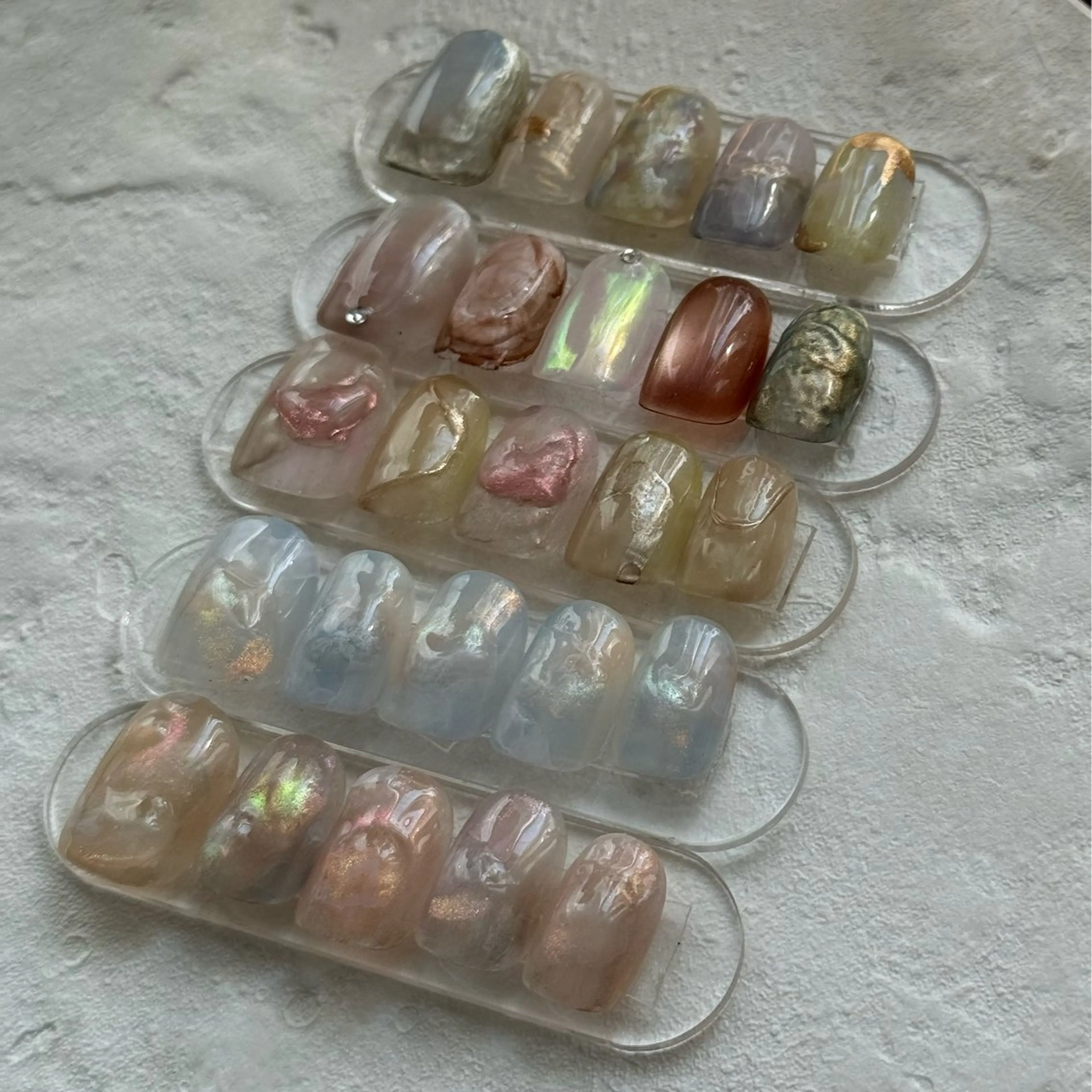 《内容必読⚠️》技術練習モデル / 完全おまかせニュアンスネイル（オフあり限定）の写真