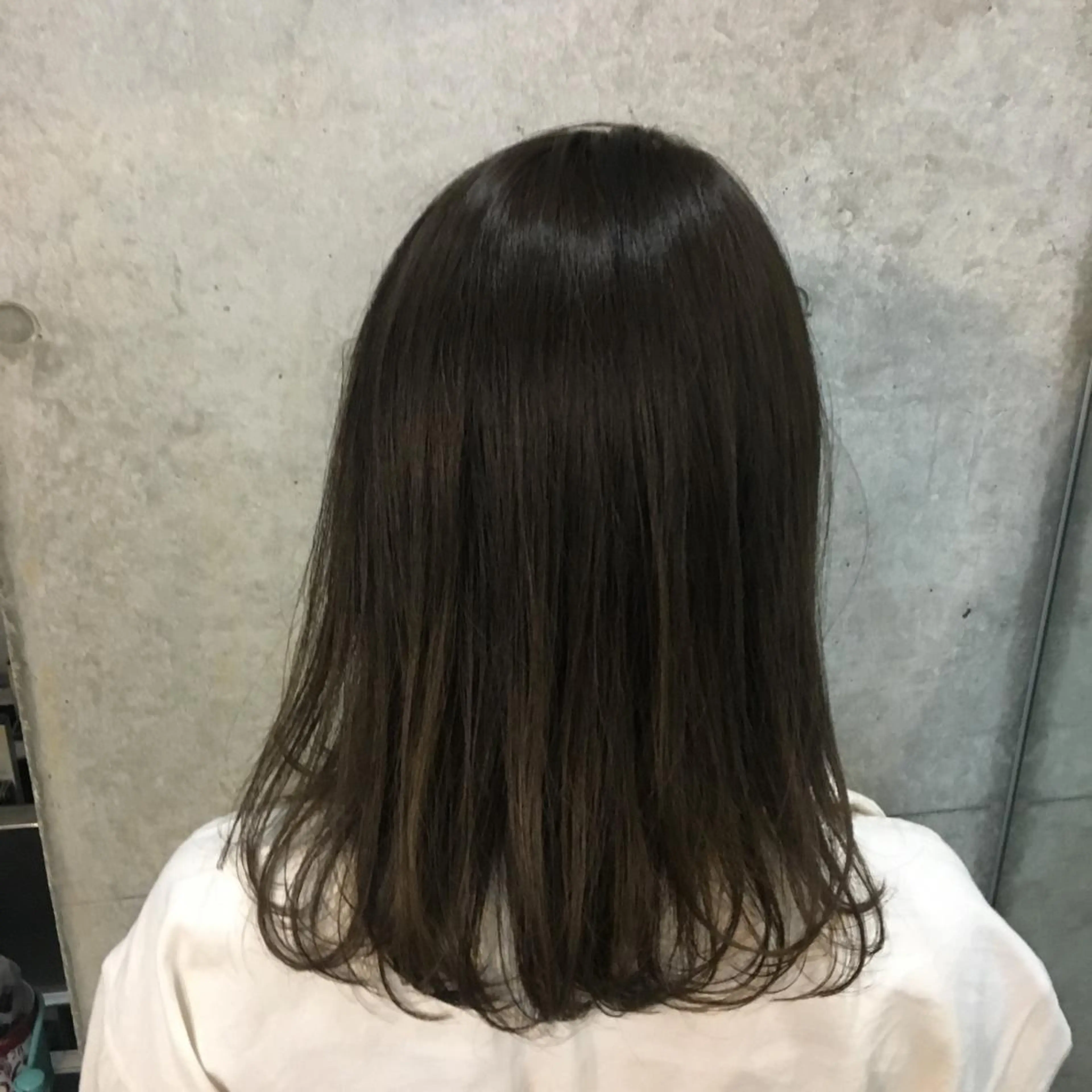 セミロング カラー ブリーチ ブラウンカラー 透明感カラー kimika🥑 メンズ/髪質改善のヘアスタイル