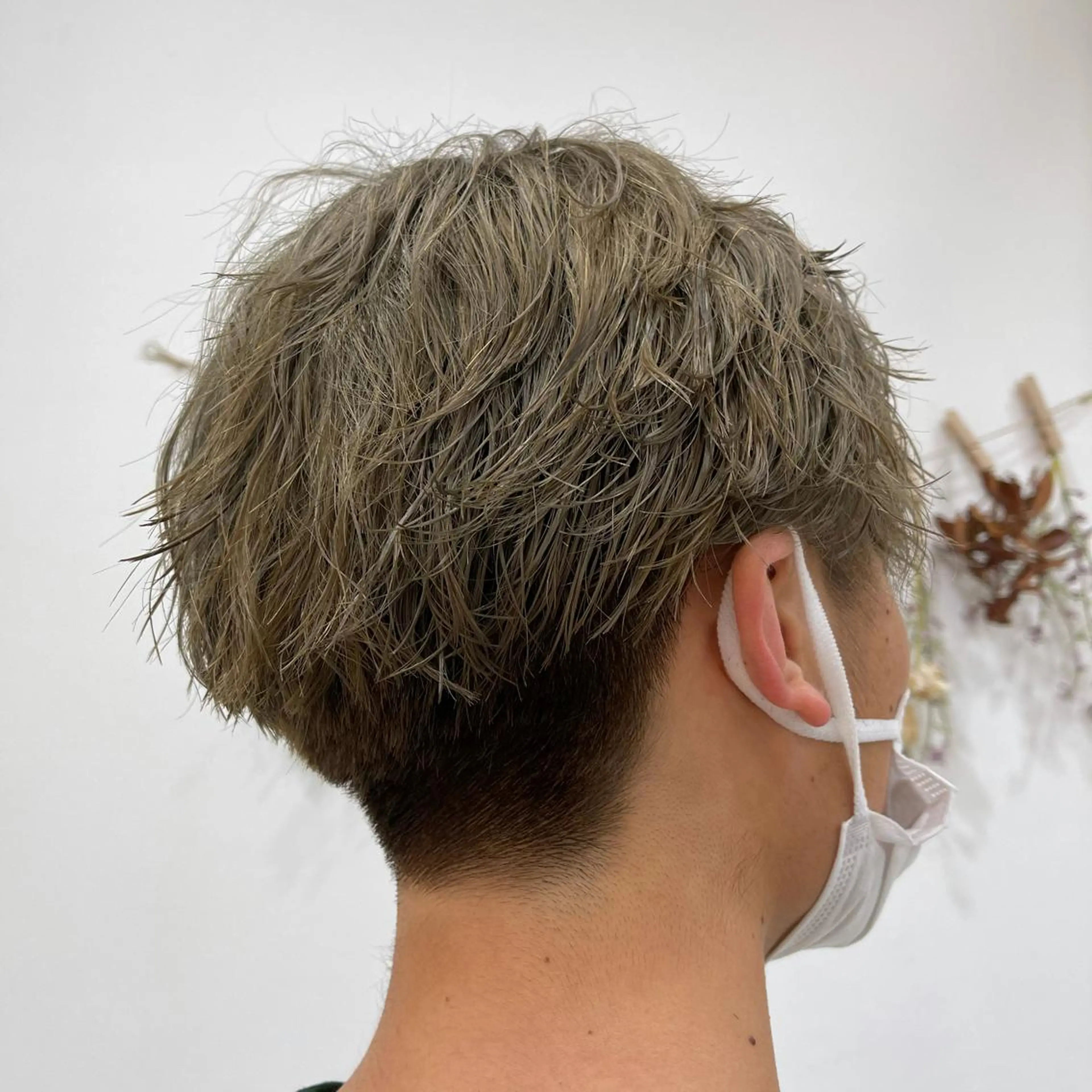 ショート カラー パーマ メンズ メンズブリーチ ブリーチ お肌の角質ｹｱ / ﾍﾞﾗｽﾃｷﾞのその他イメージ