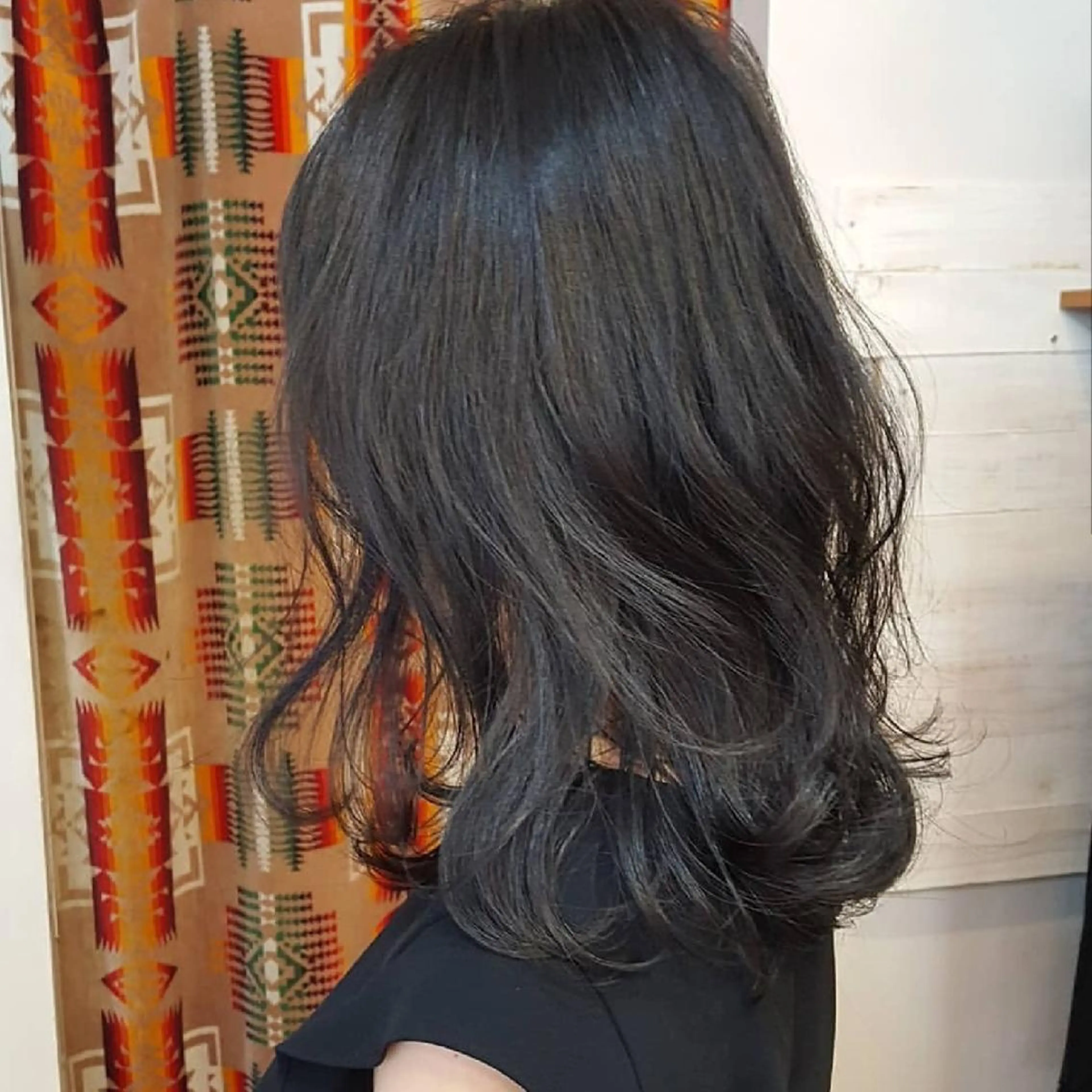 ミディアム カラー フリーランス所属・韓国ヘア レイヤー くびれヘアMATSUのヘアスタイル