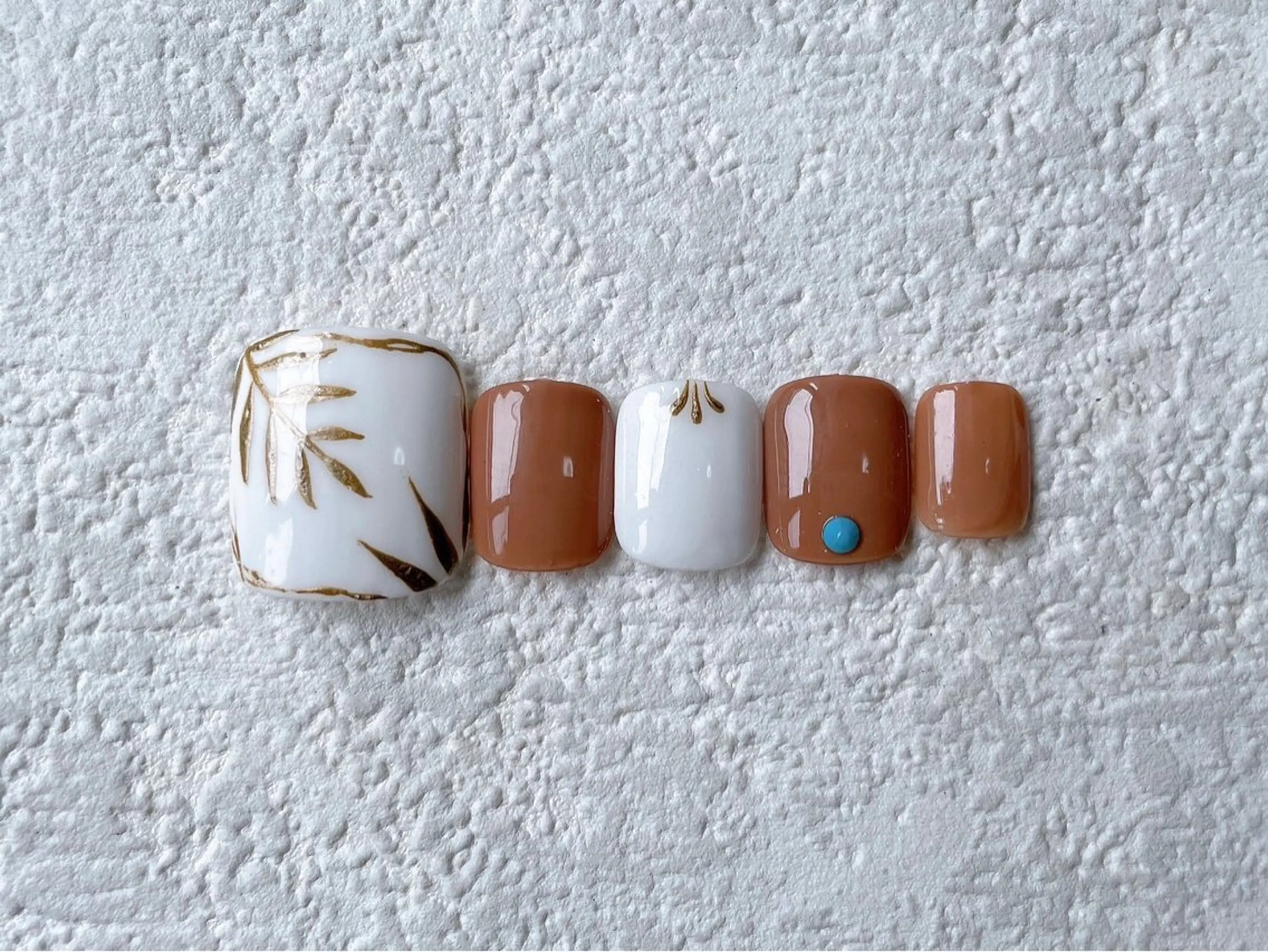 ネイル オーロラネイル フットネイル フレンチネイル ジェルネイル 韓国ネイル Mogu nail 二子玉川のネイルデザイン