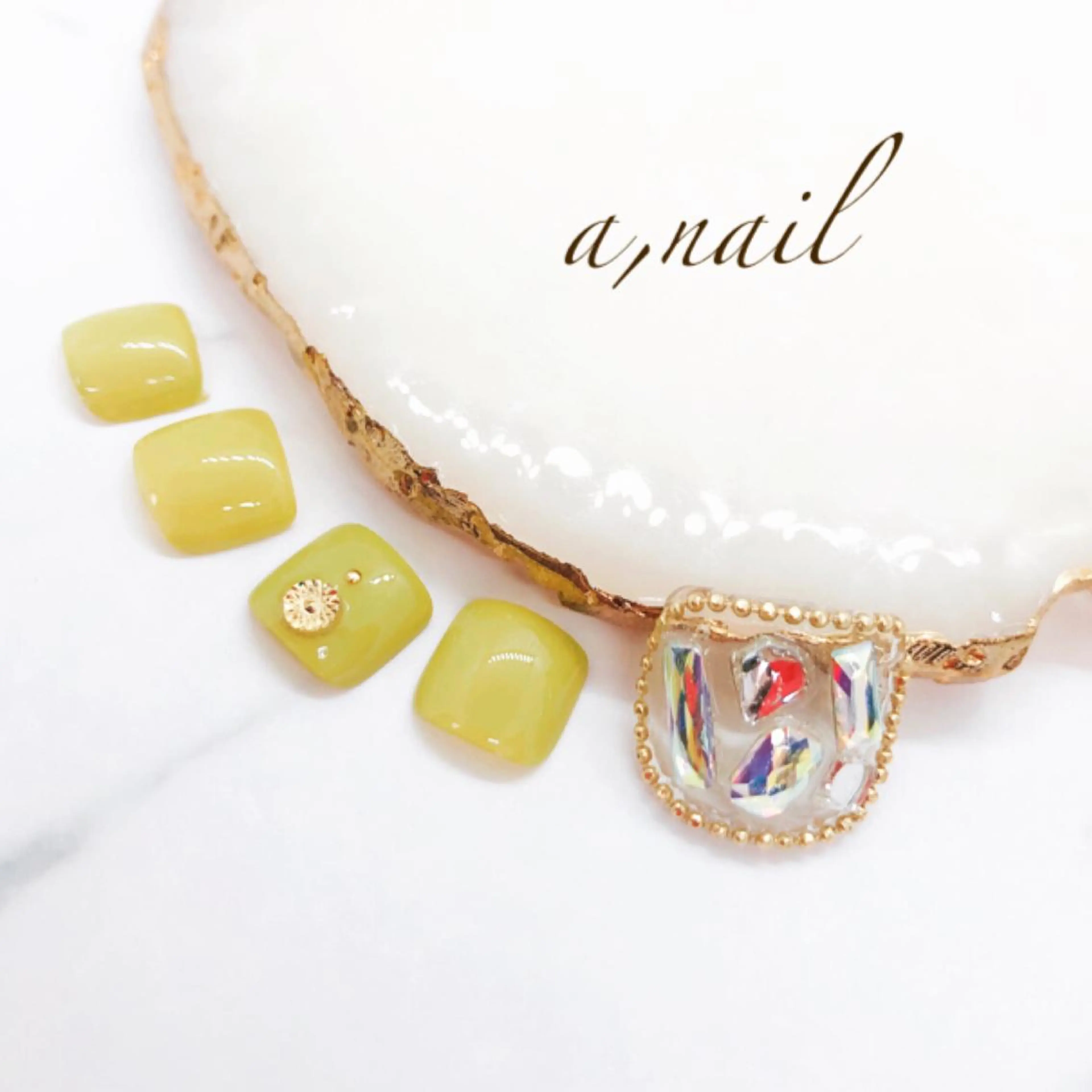 ネイル フットネイル ジェルネイル グラデーション ワンカラーネイル シンプルネイル フットネイル ネイルサロン エーネイルのネイルデザイン