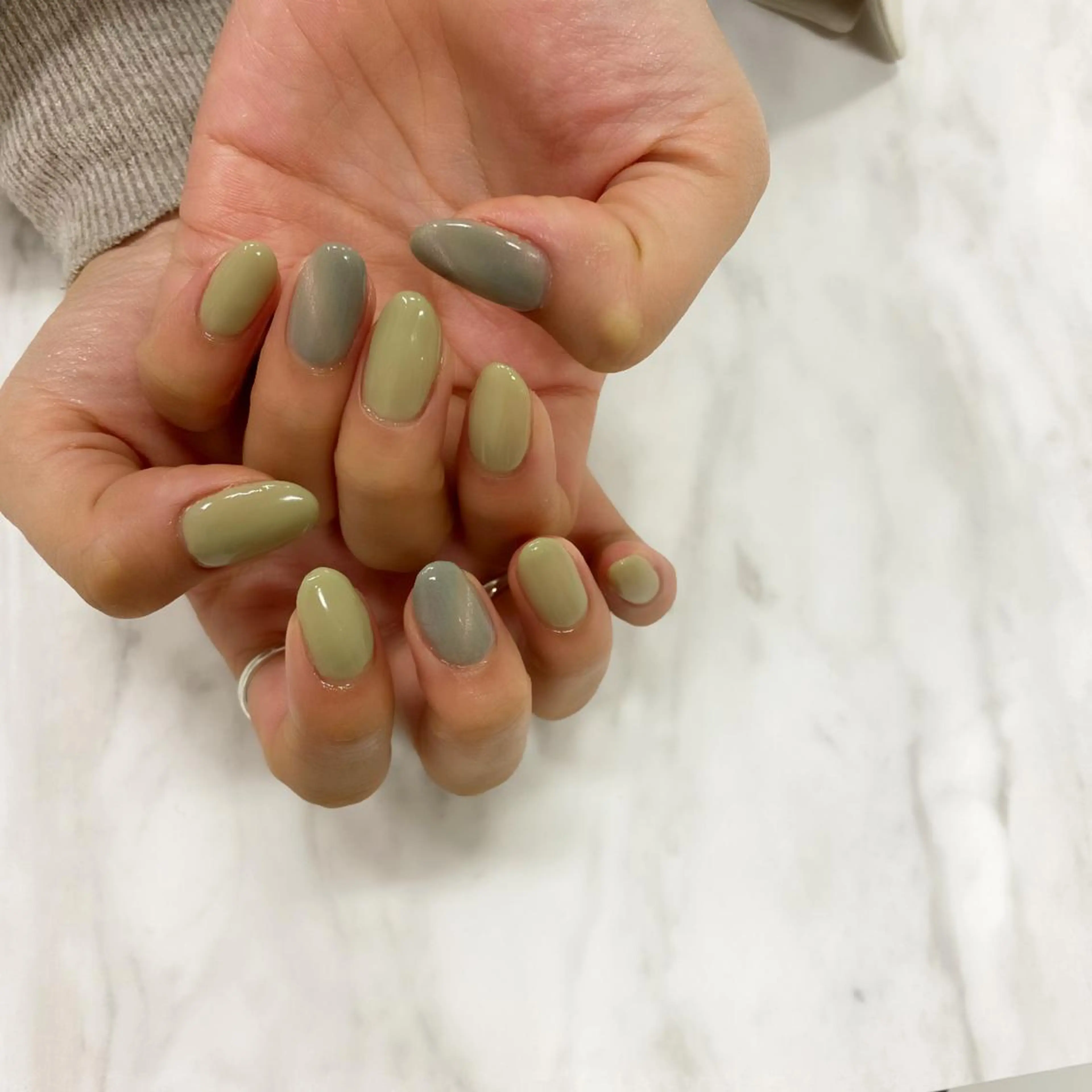 ネイル マグネットネイル ネイルPetit Ribbonのネイルデザイン