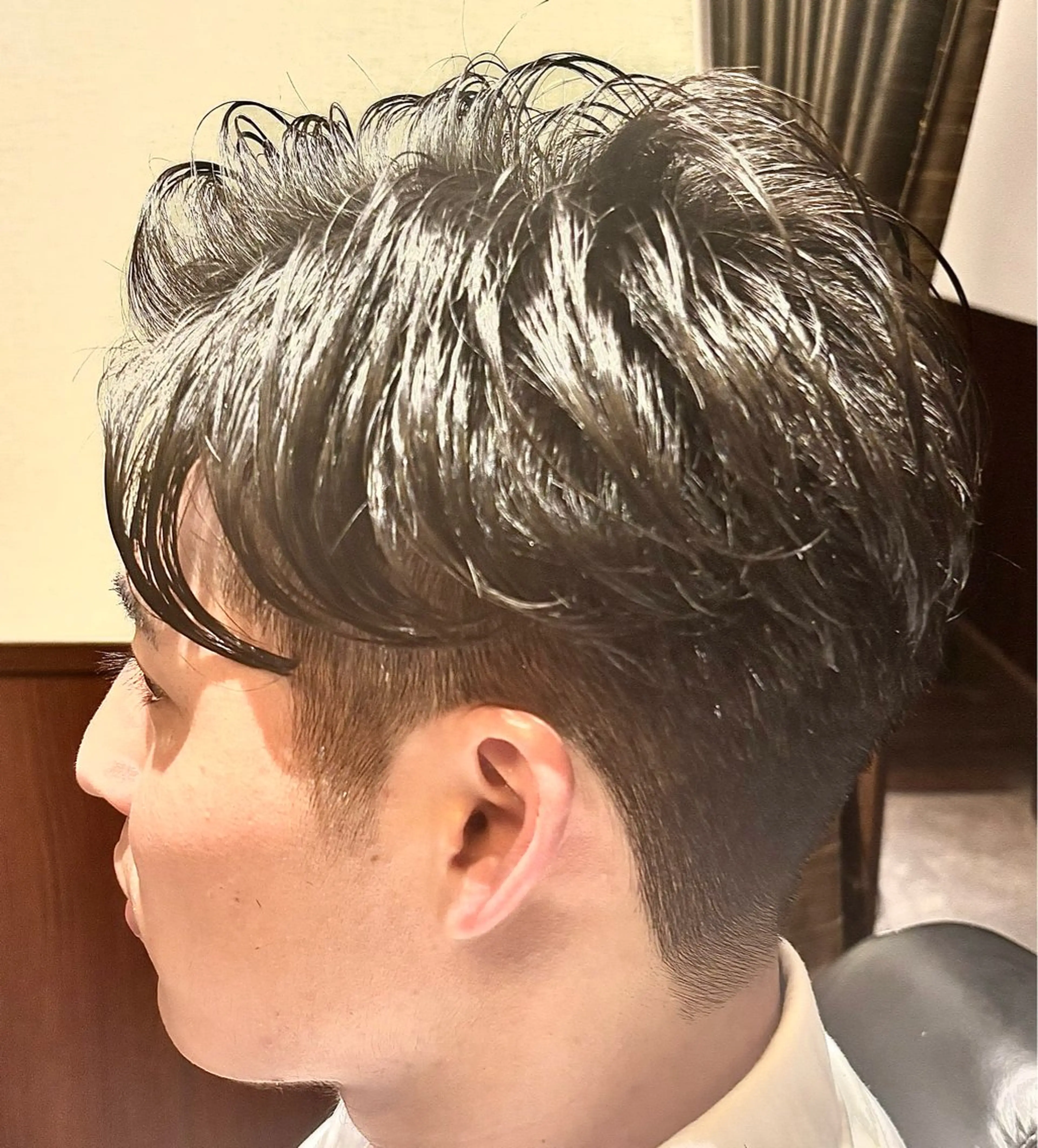 ミディアム パーマ メンズ 麻布山本所属・麻布 山本のヘアスタイル