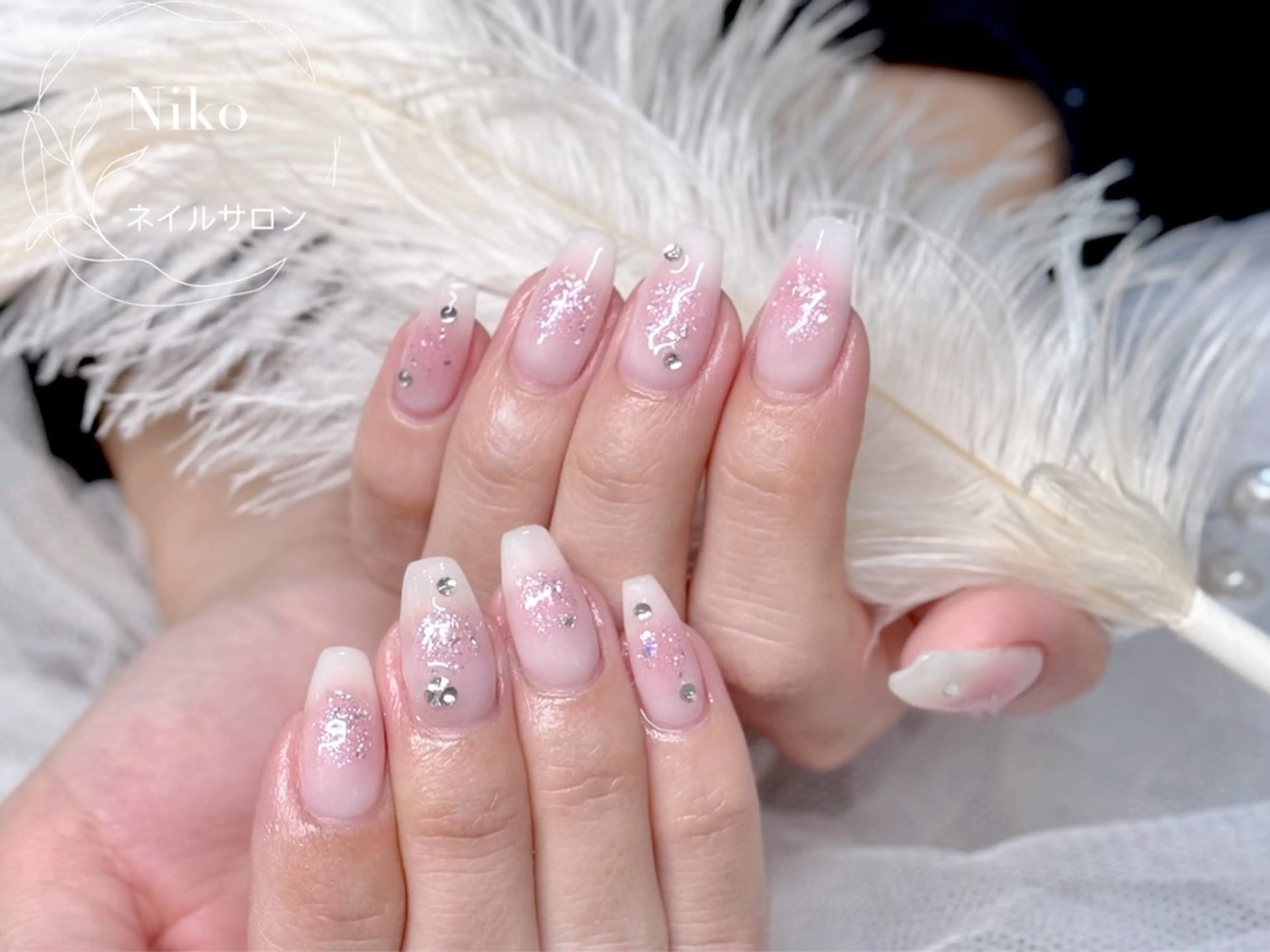 ネイル 長さ出し フットネイル フレンチネイル ジェルネイル 韓国ネイル Niko nailサロンのネイルデザイン