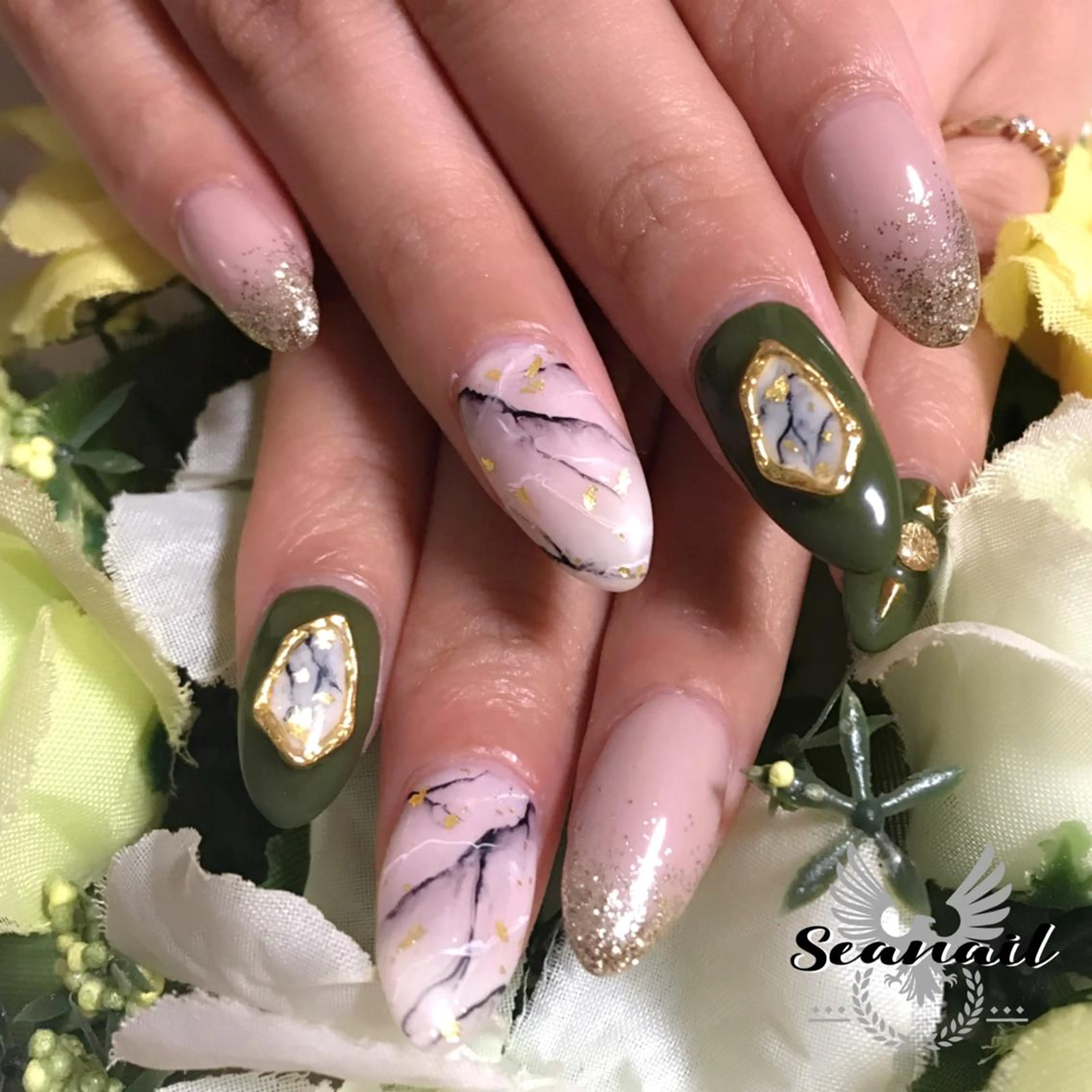 ネイル 小尾 栞のネイルデザイン