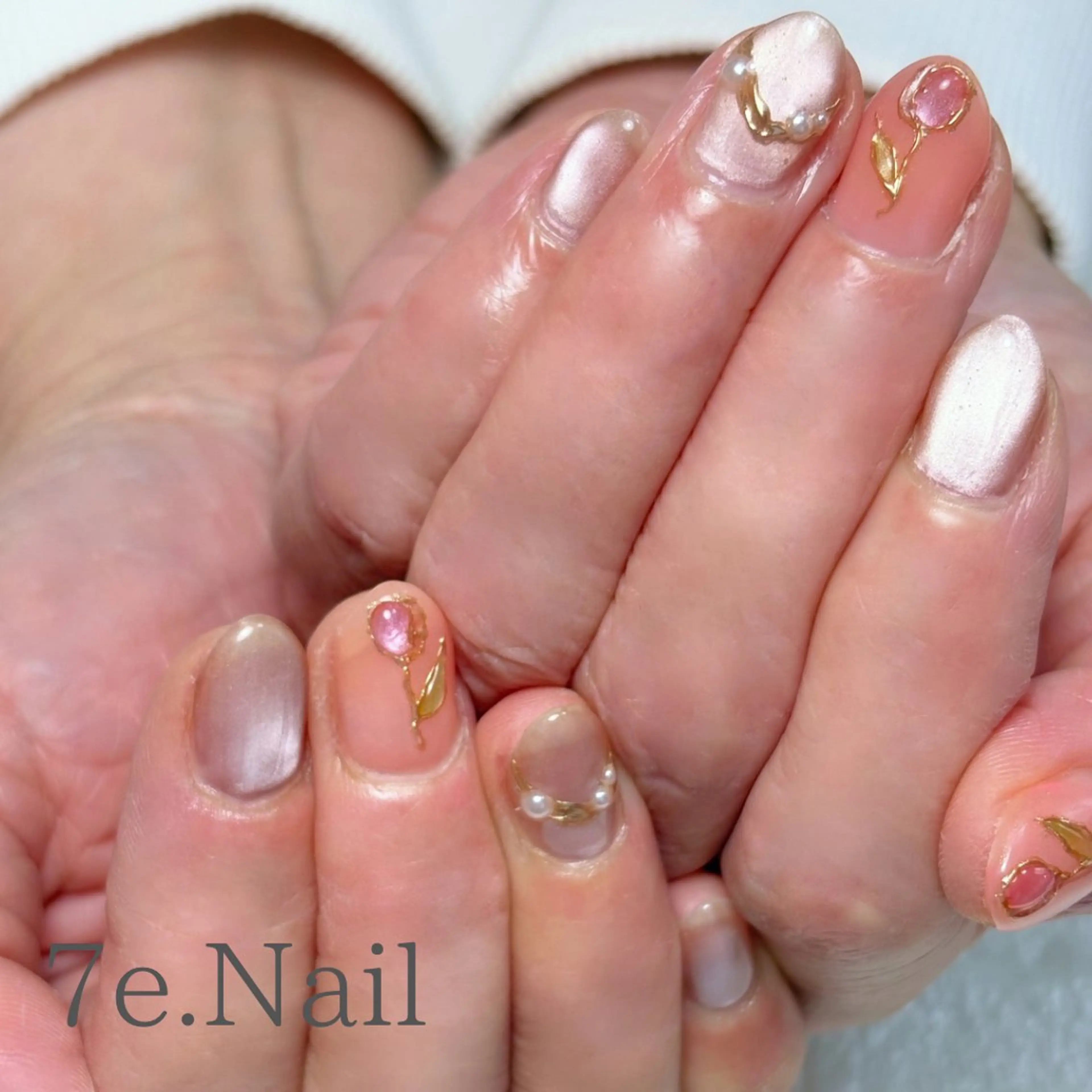 ネイル 7e. Nailのネイルデザイン