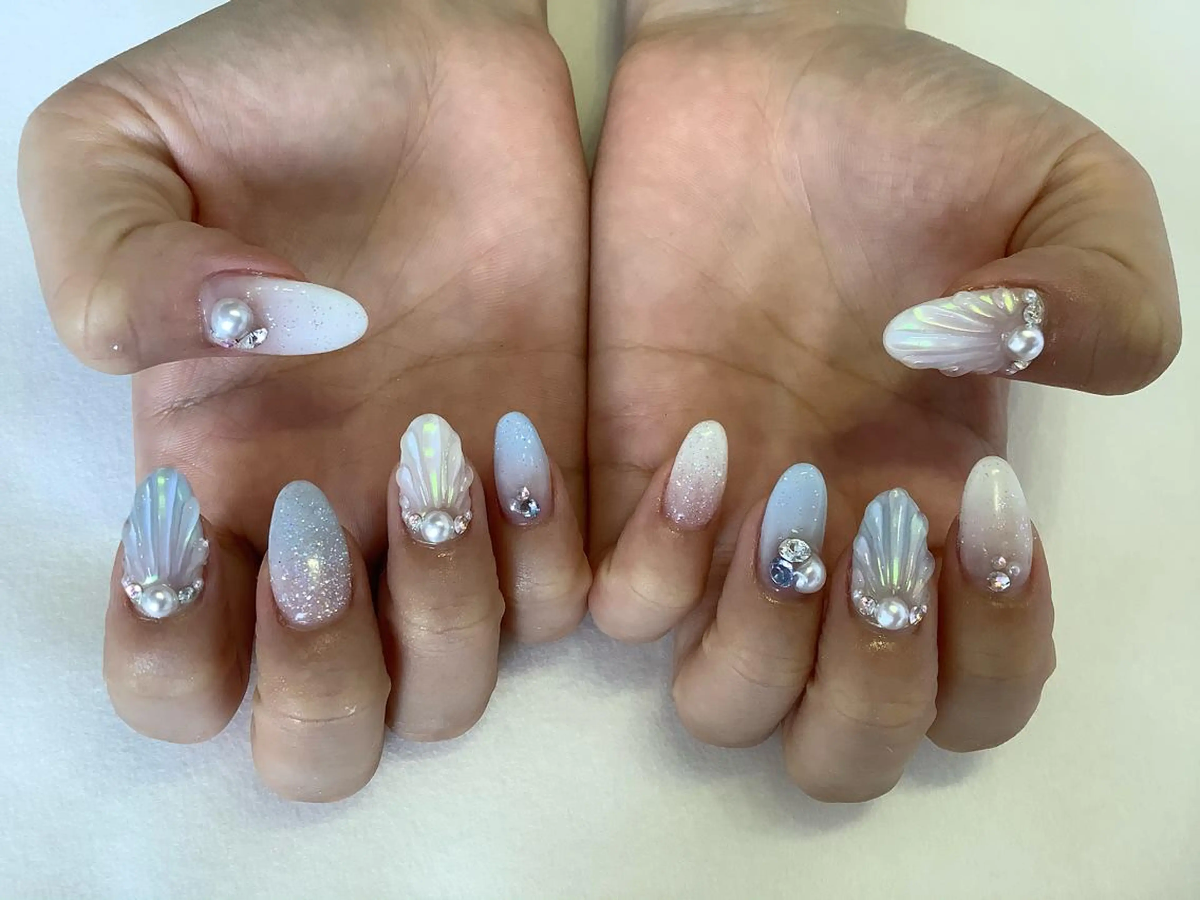 ネイル ハンドネイル 💎🐰 saki. m 🐰💎のネイルデザイン