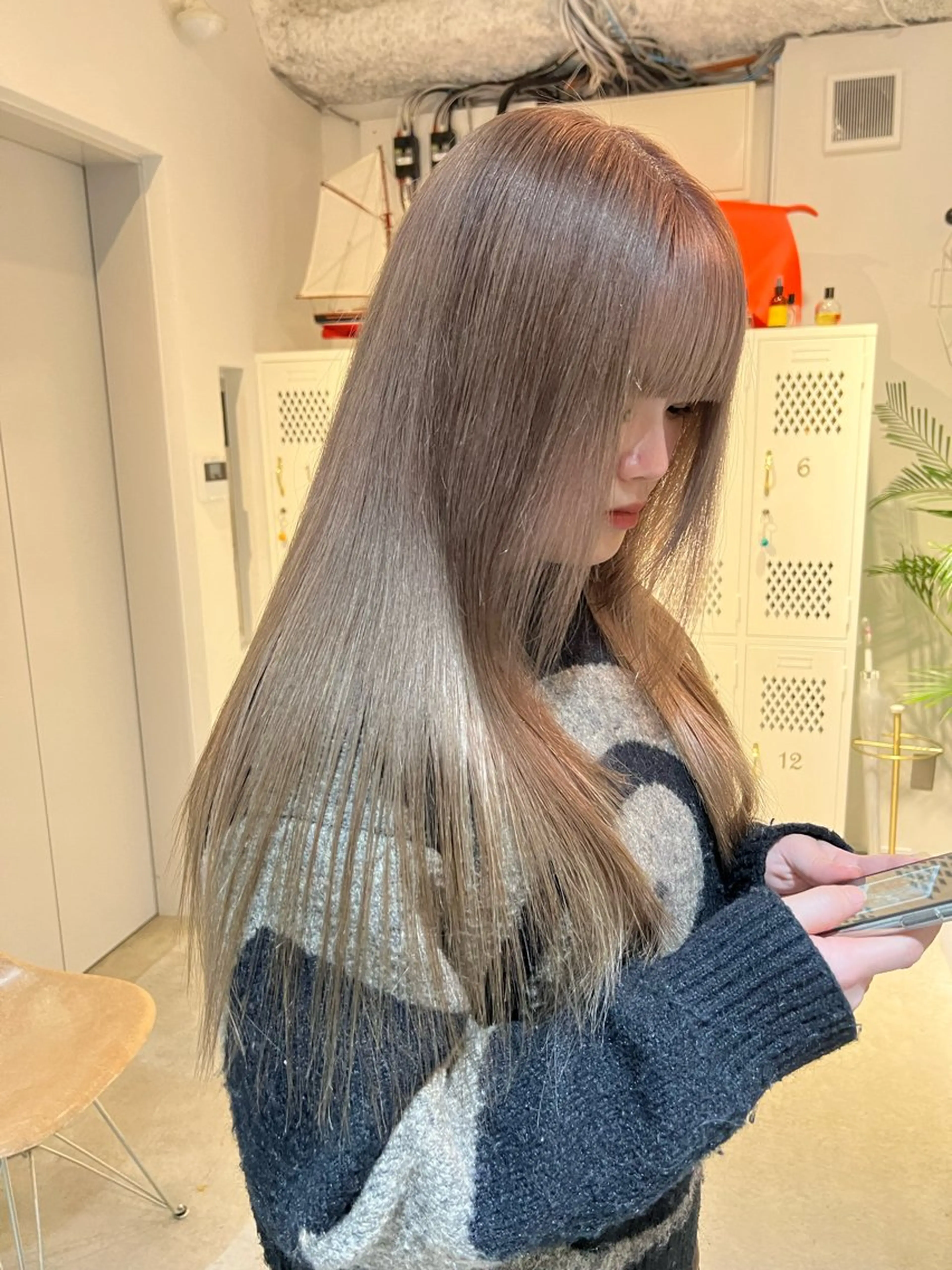 ロング カラー three所属・Yakuwa Rikoのヘアスタイル