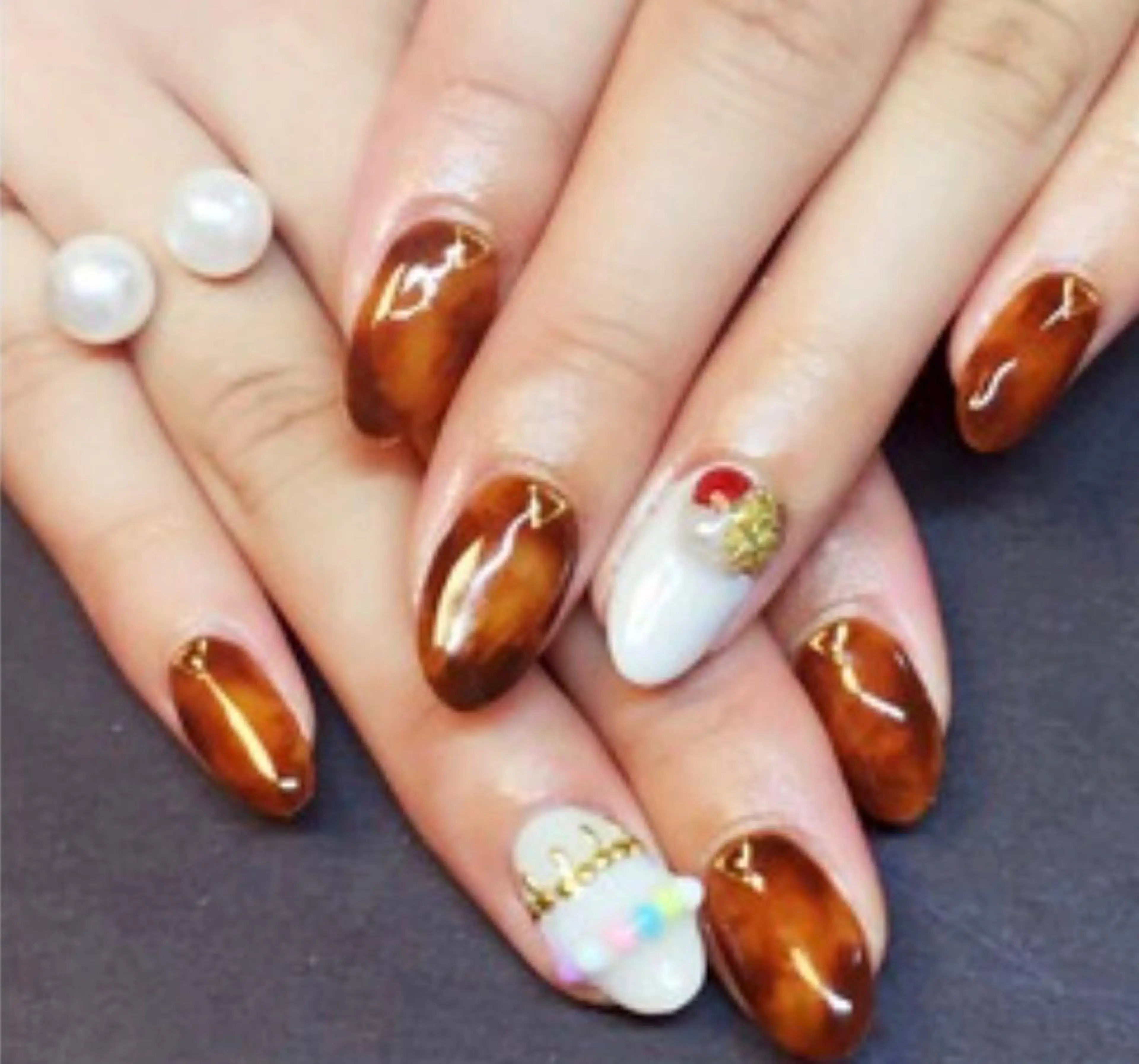 ネイル アートネイル 安藤 Charlotteのネイルデザイン