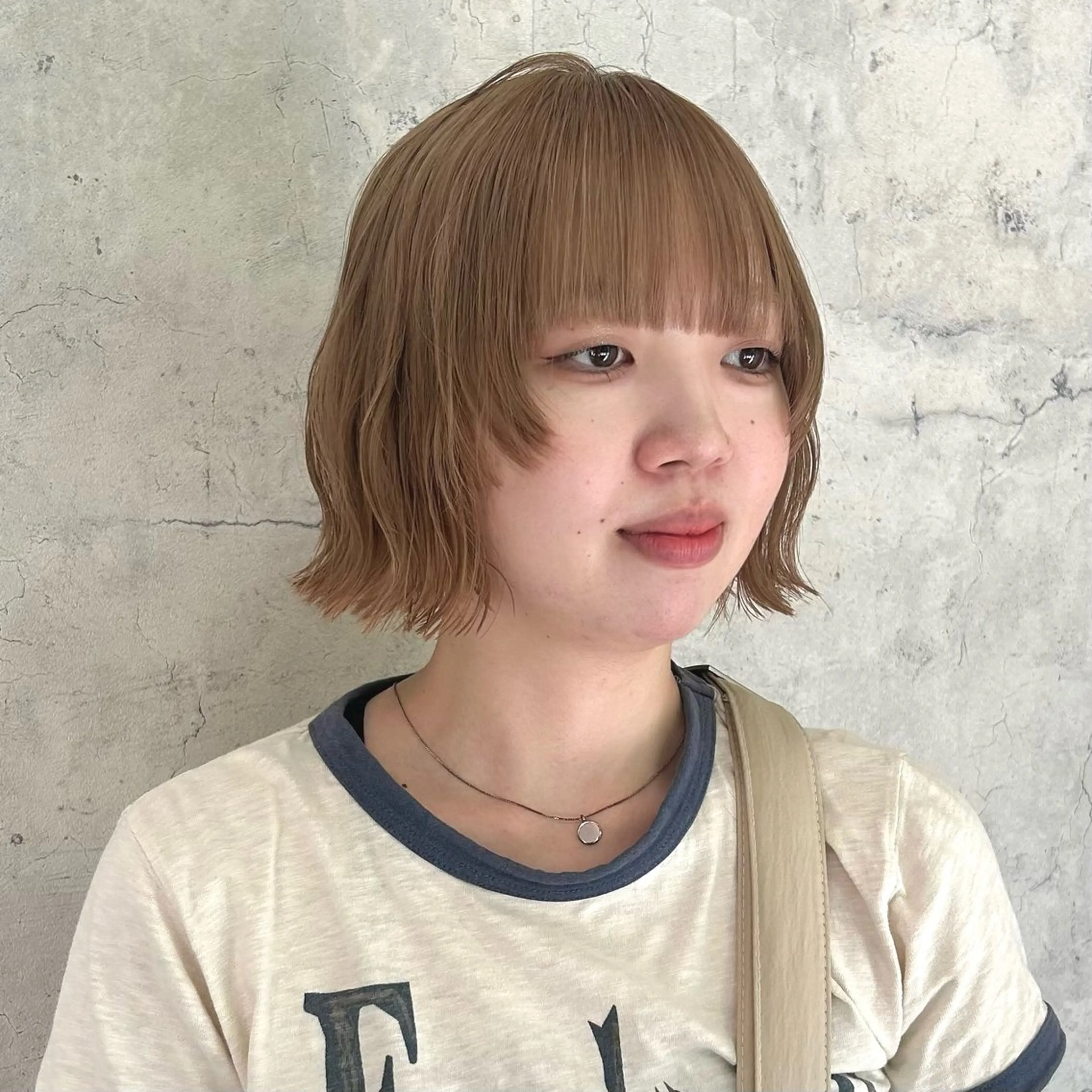 ショート カラー ボブレイヤー ベージュカラー ボブ レイヤーカット ヘアカラー ボブレイヤー/ ブリーチ/miyuuのヘアスタイル