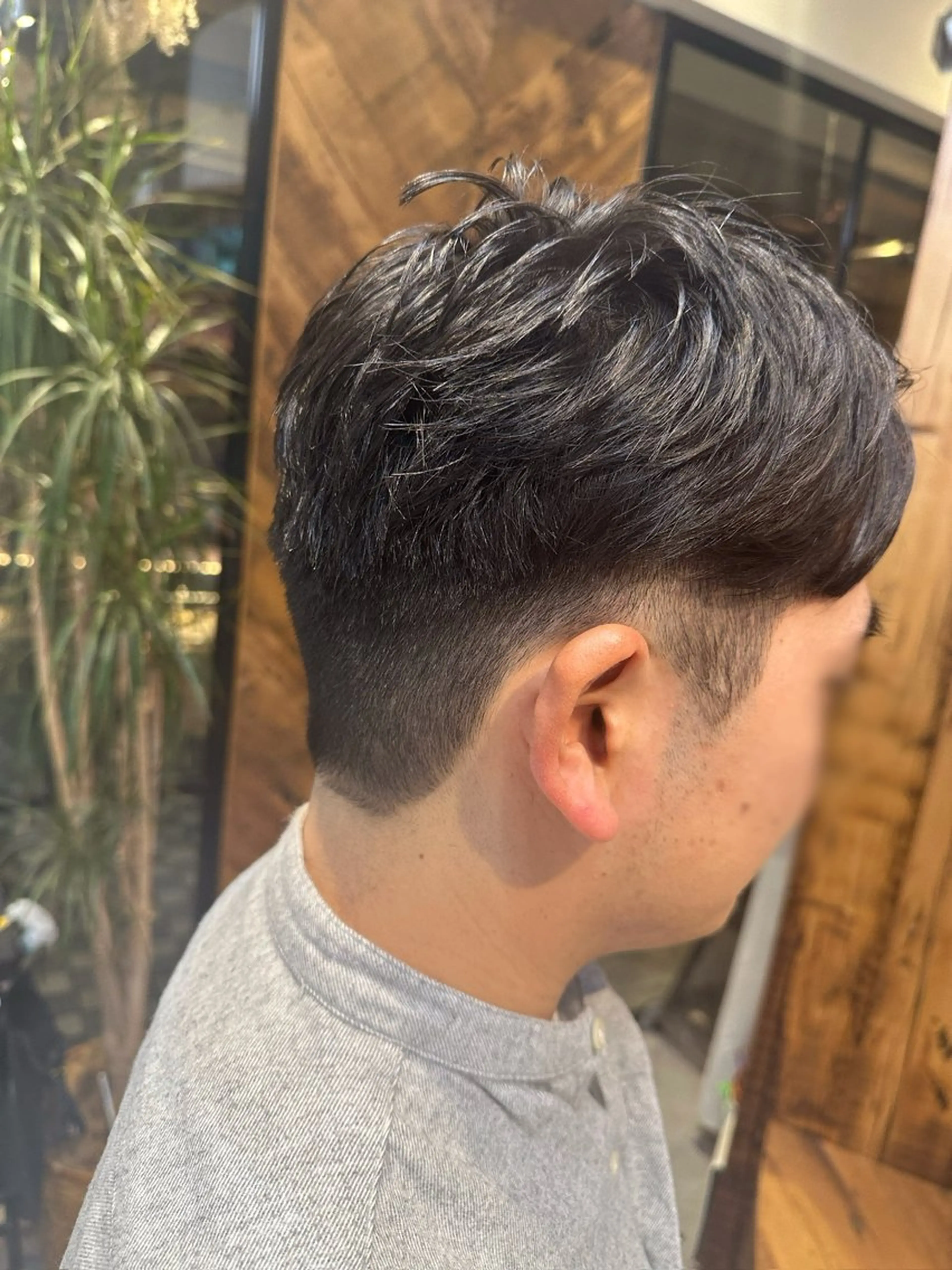 メンズ フェードカット メンズパーマ カット ヘッドスパ 【gemini店長】 メンズ特化中野稜平のヘアスタイル