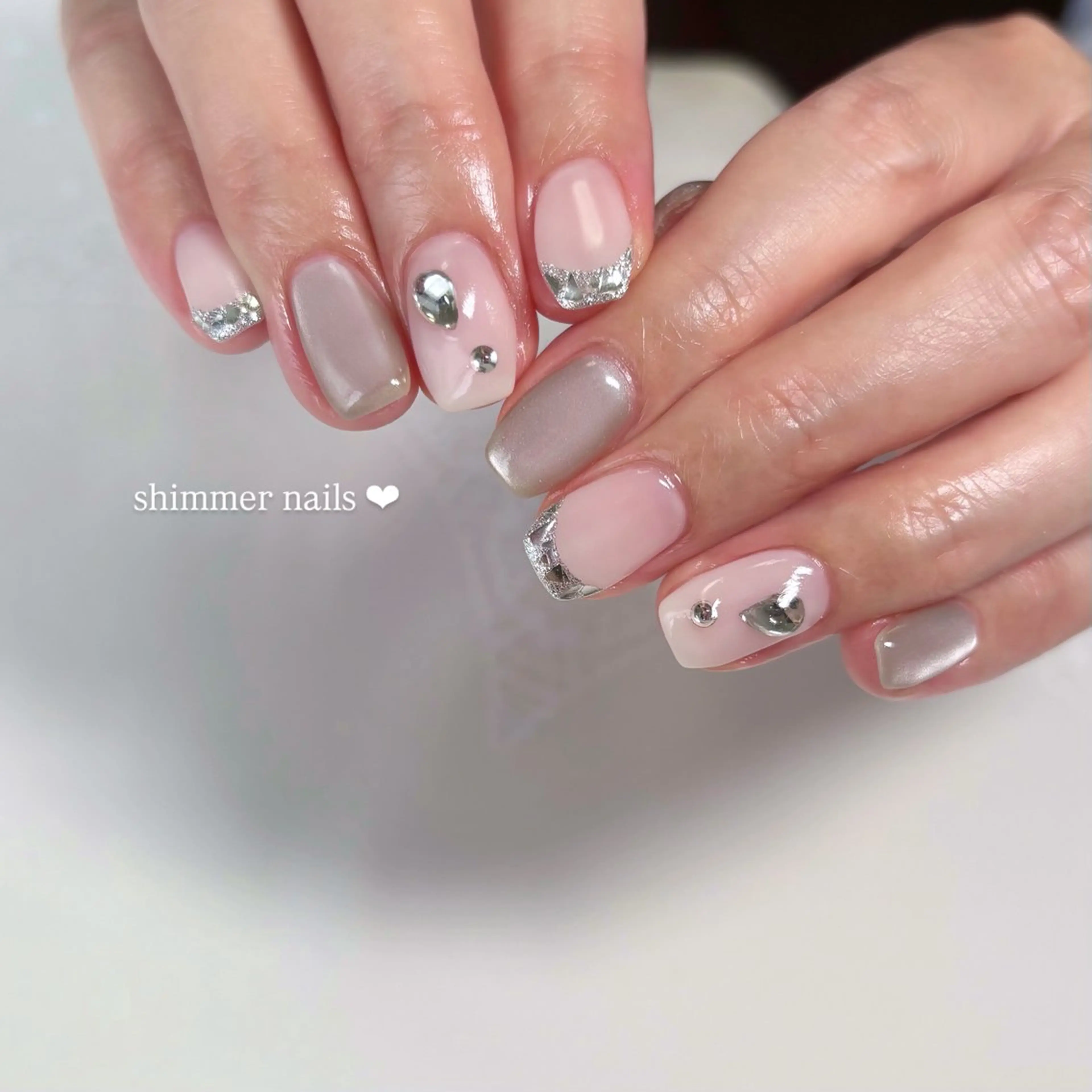 ネイル shimmer nailsのネイルデザイン