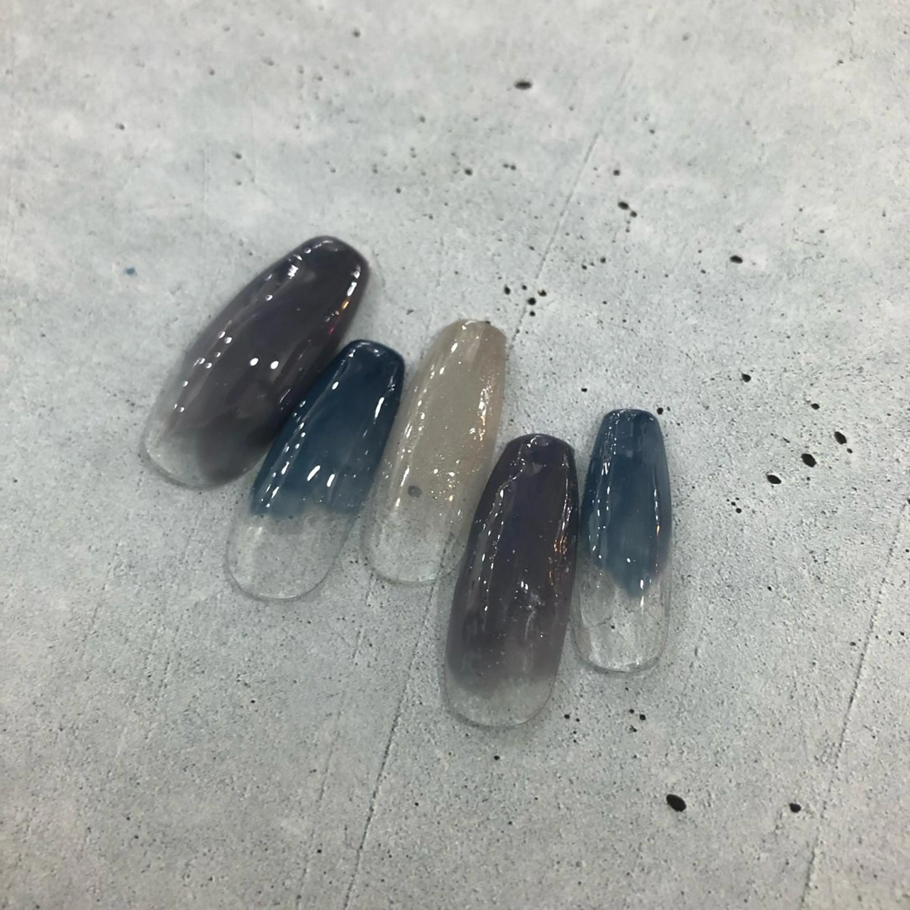 ネイル NAIL&EYES LAX尼崎立花パラジェル取扱店所属・LAX 尼崎立花のネイルデザイン