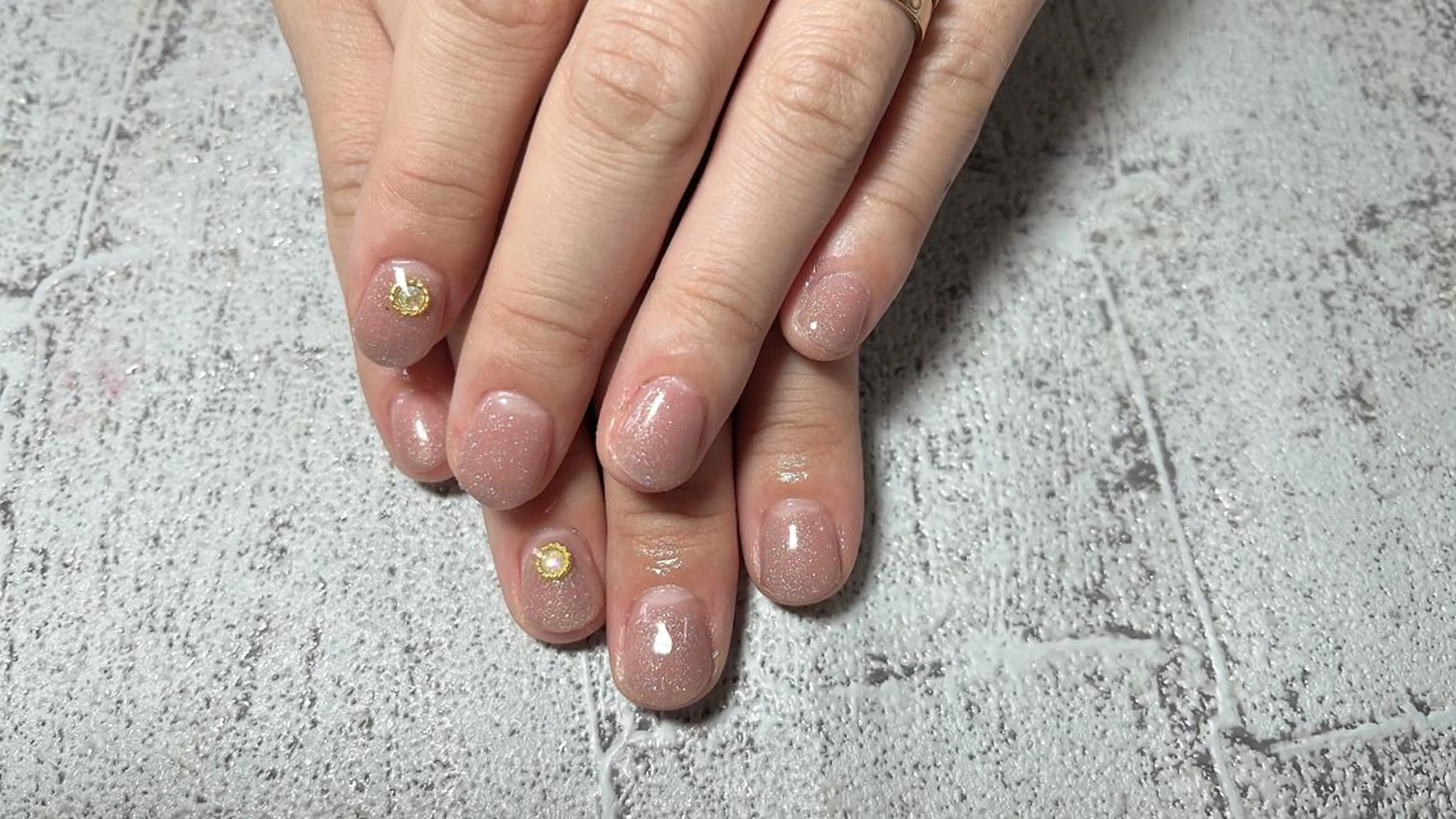ネイル ジェルネイル グラデーション シンプルネイル ハンドネイル Ruana Nailのネイルデザイン
