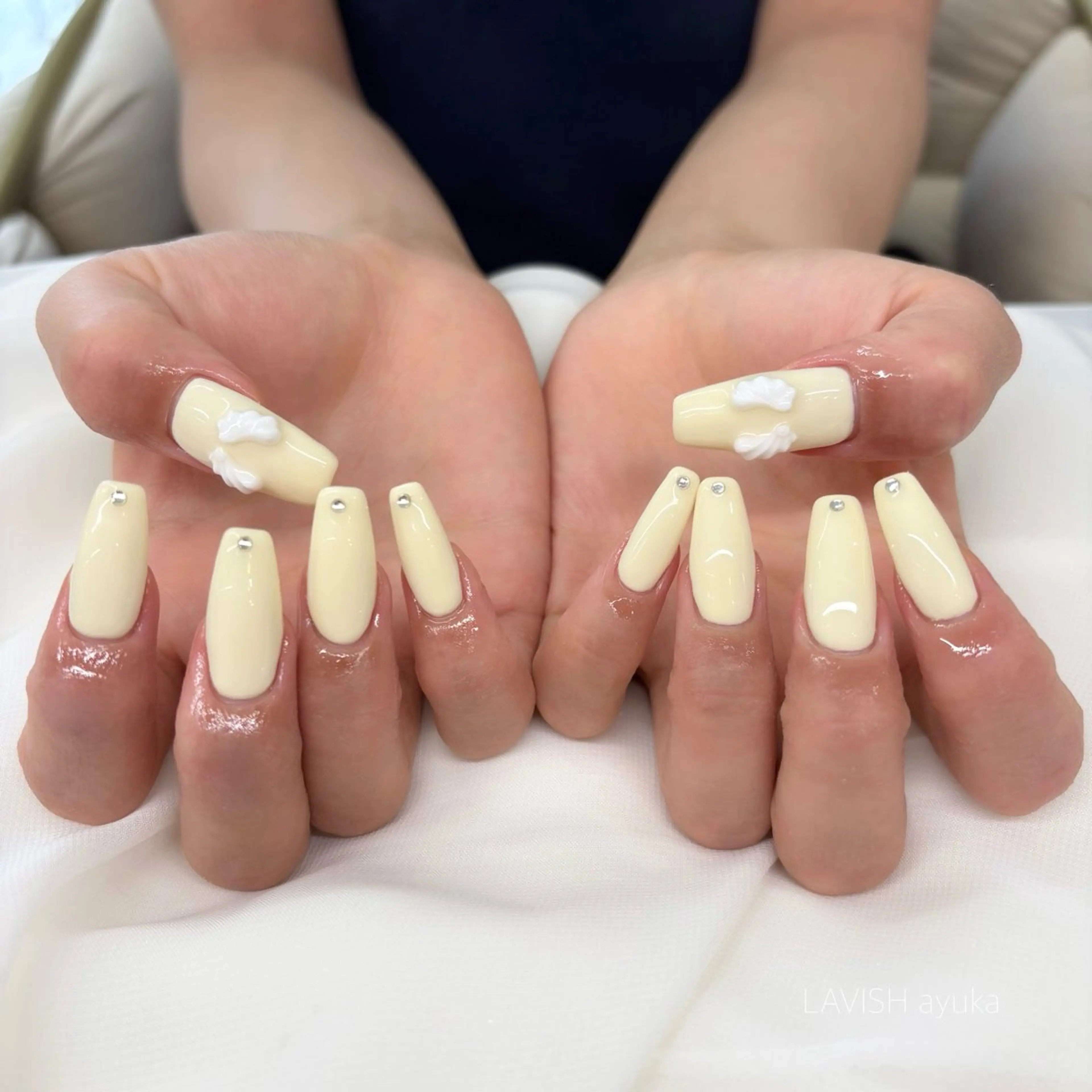 ネイル ハンドネイル LAVISH ayukaのネイルデザイン