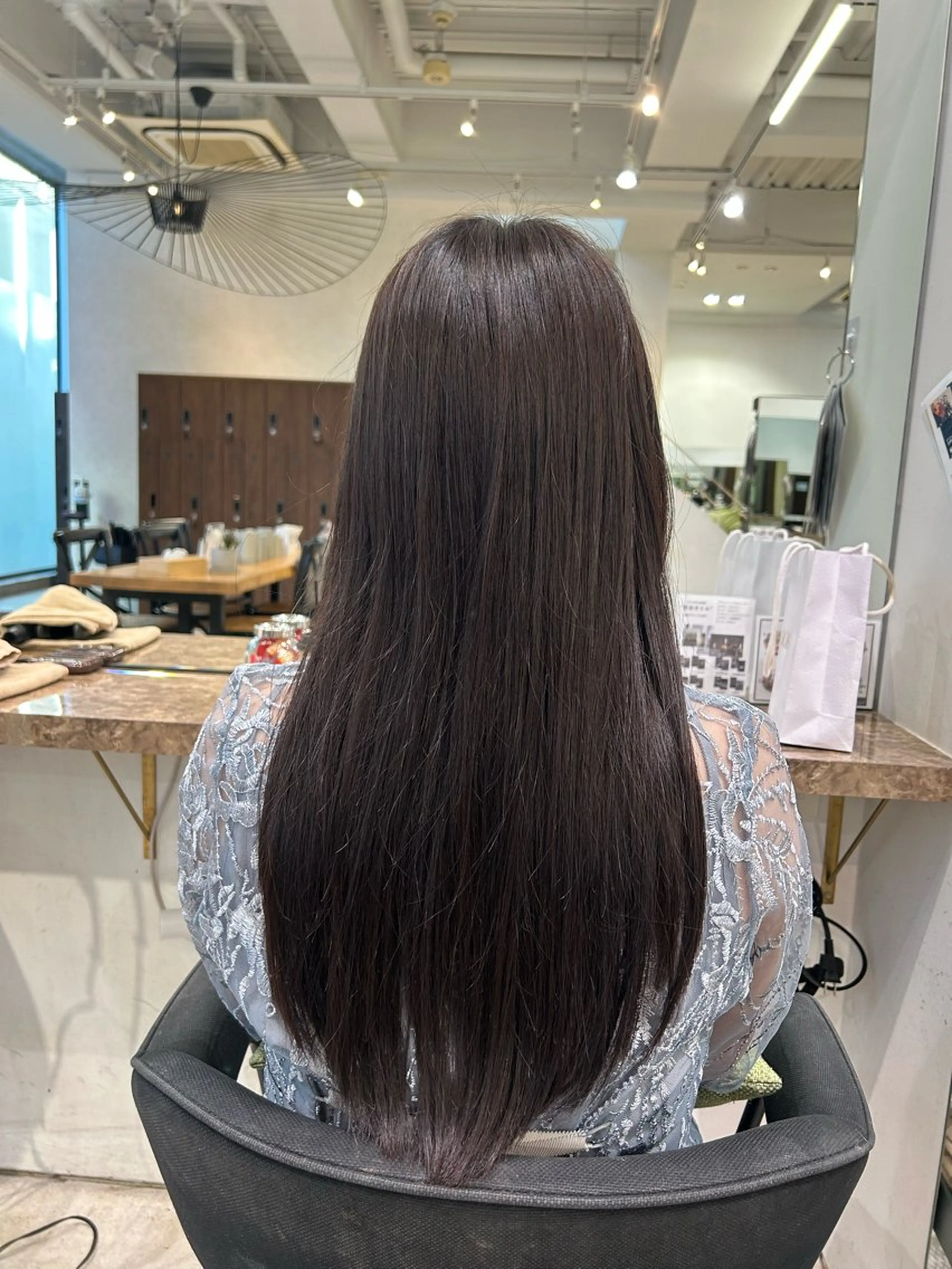 ロング ヘアアレンジ ヘアセット VIEW Tokyo所属・🎀ミディアムボブ/ 縮毛矯正/ひかりのヘアスタイル