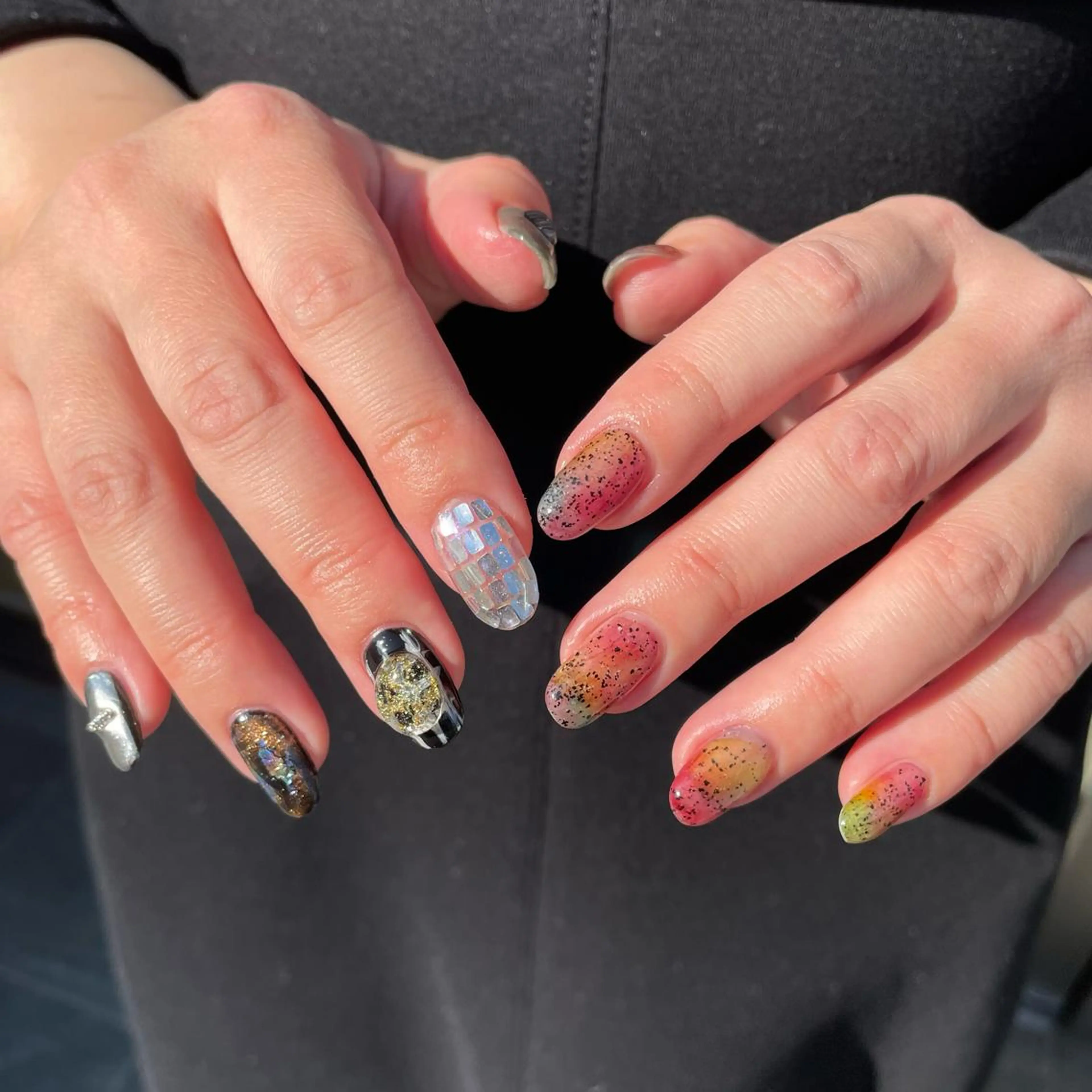 ネイル neouv所属・NEOUV NAILのネイルデザイン