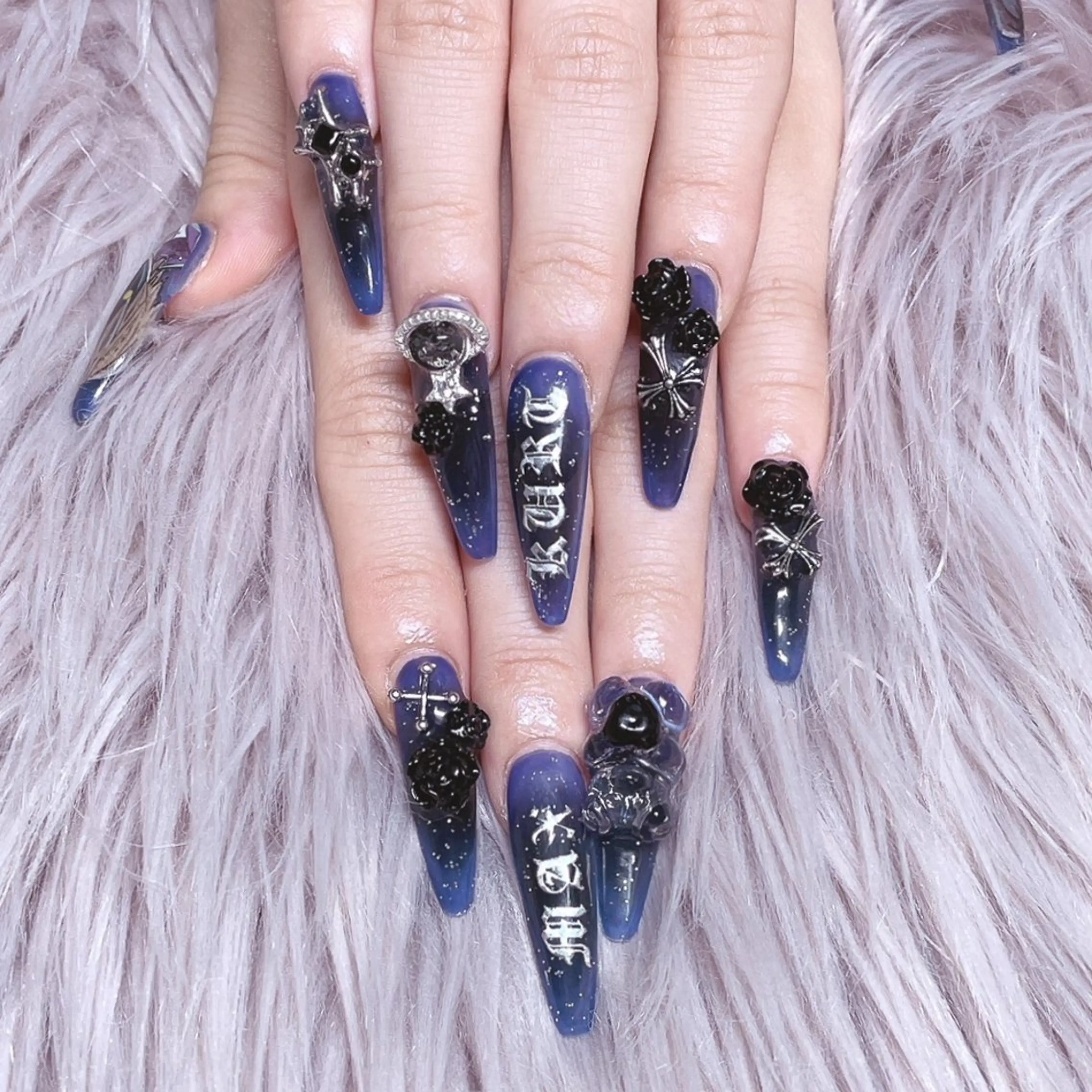 ネイル 稲垣 江梨花のネイルデザイン