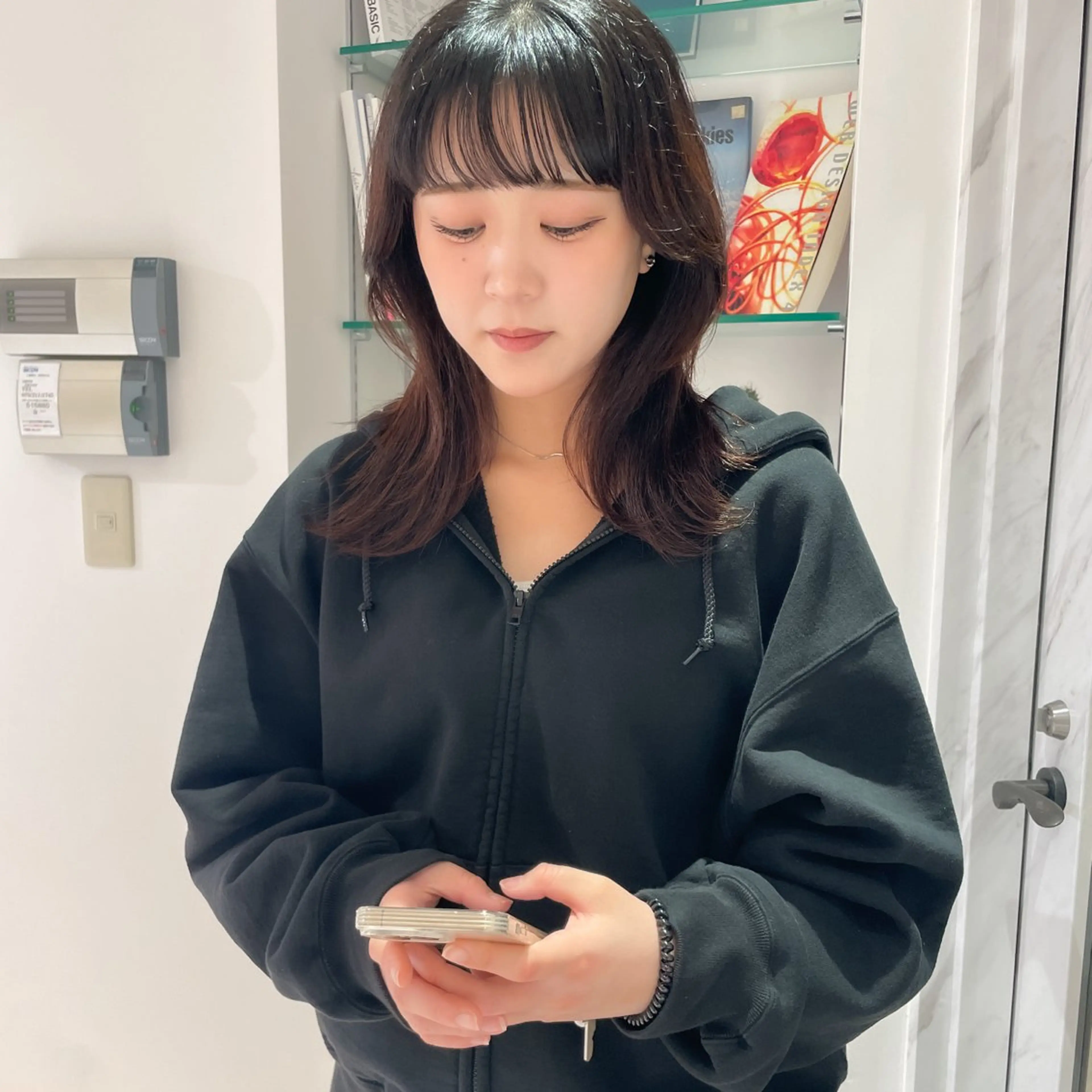 セミロング くびれヘア レイヤーカット 小顔カット 似合わせヘア🤍 面田法子のヘアスタイル