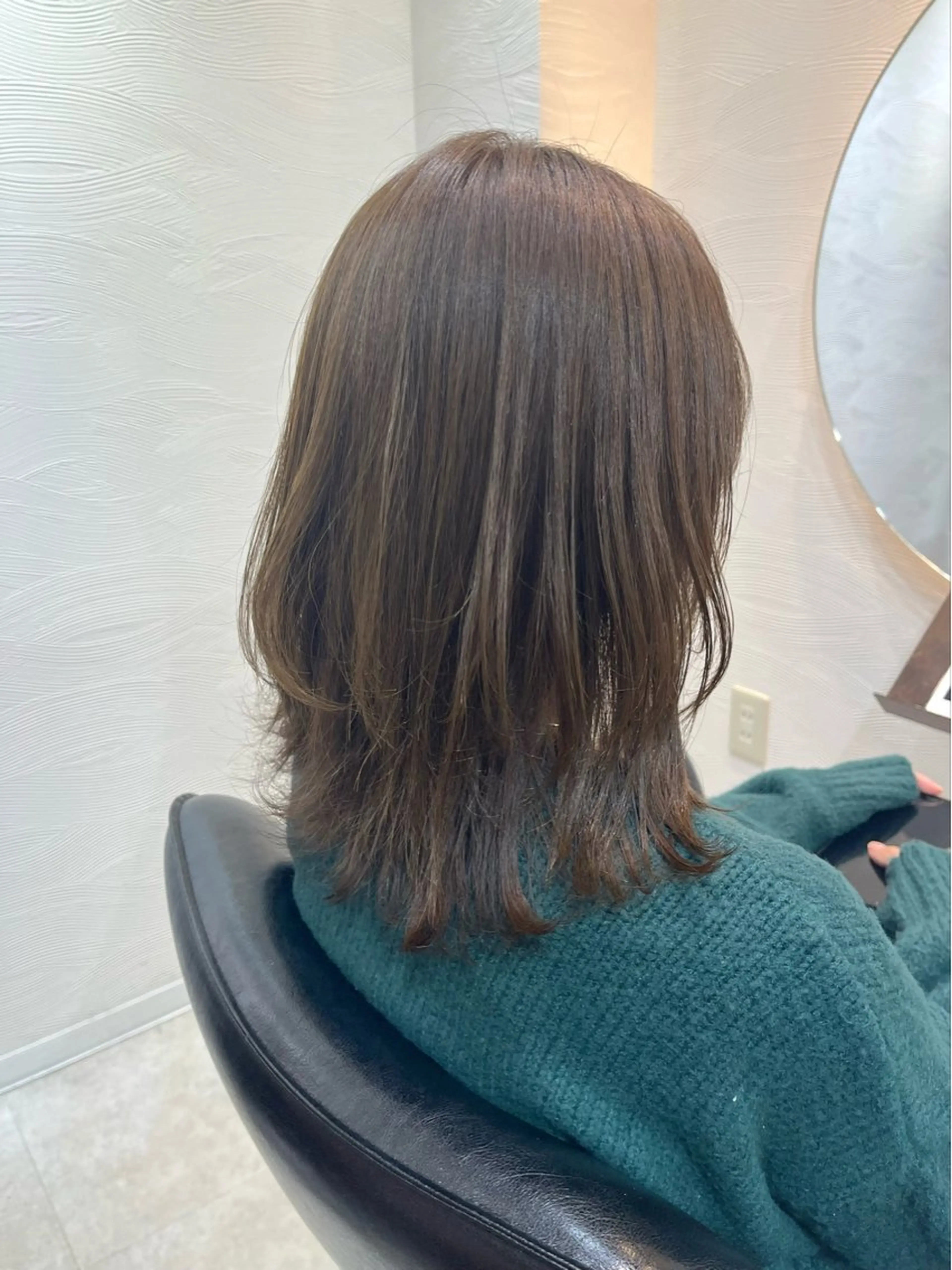 ロング カラー ベージュカラー オリーブベージュ 【ニュアンスカラー・ 髪質改善】スズキカナのヘアスタイル