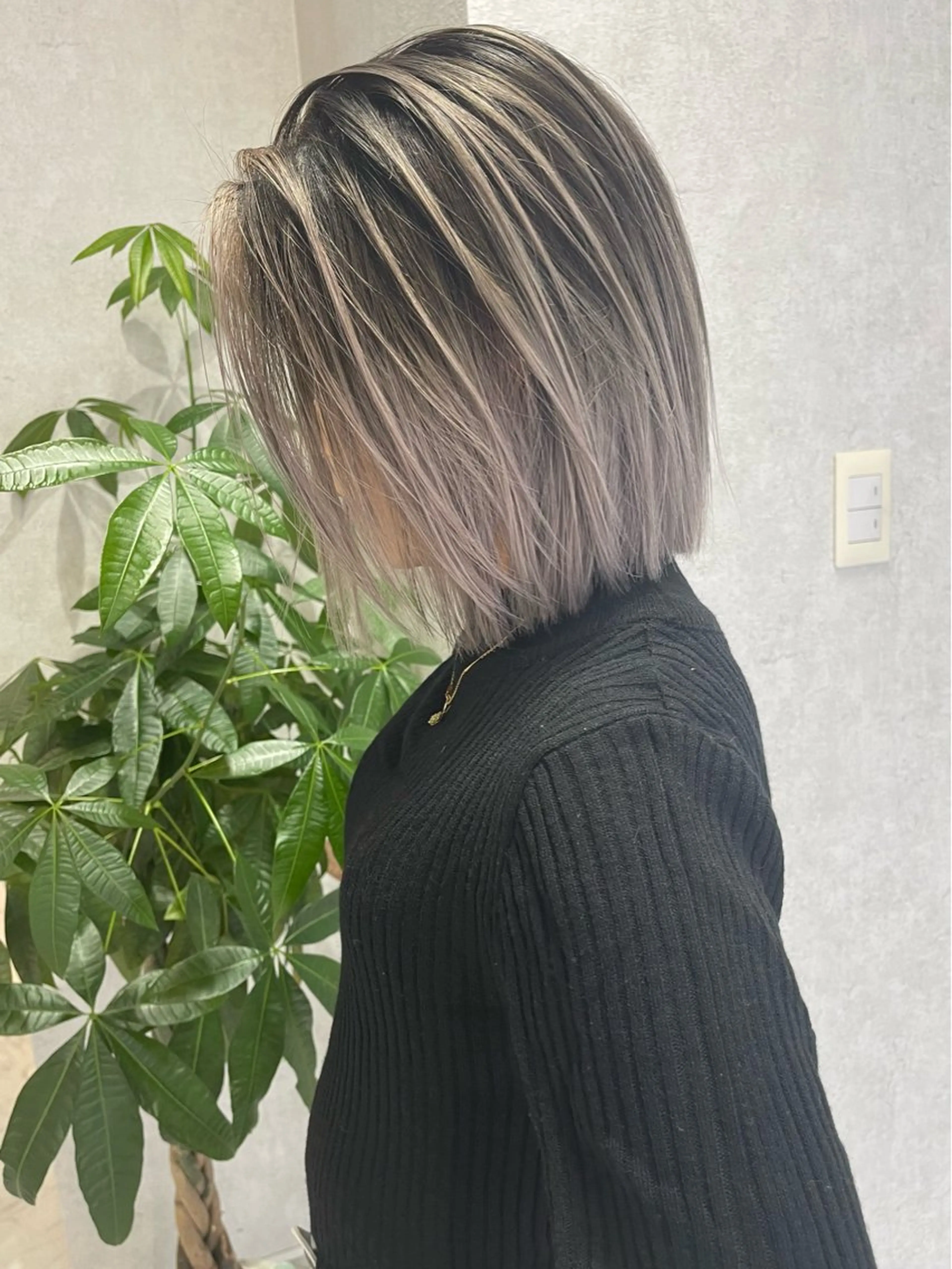 ショート カラー ヘアアレンジ ショートボブ バレイヤージュ ブリーチ ケアブリーチ デザインカラー カット ヘアカラー トリートメント アンドウ ユウ/ レイヤーカット/韓国のヘアスタイル