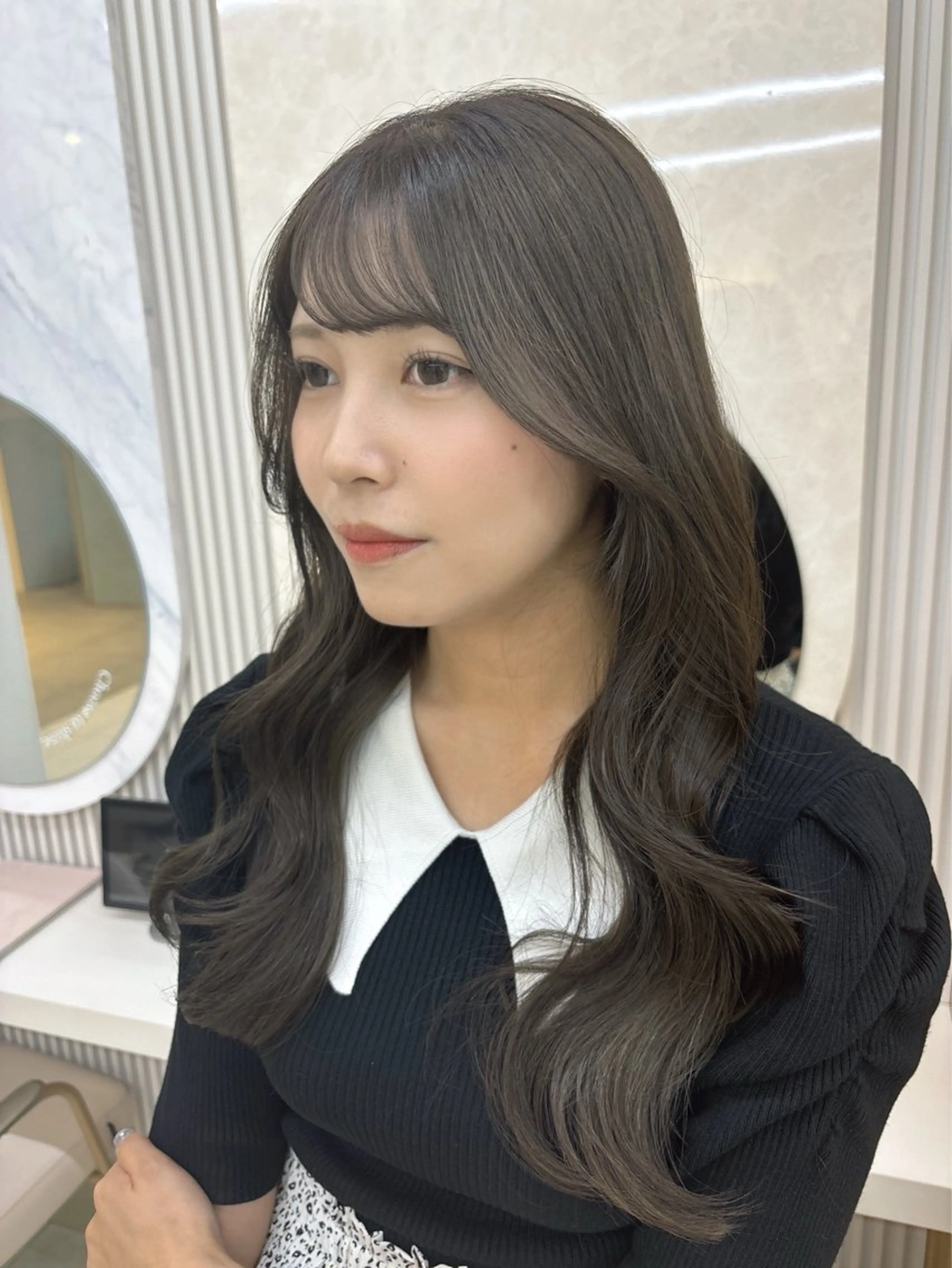 ロング カラー 鈴木 彩莉のヘアスタイル