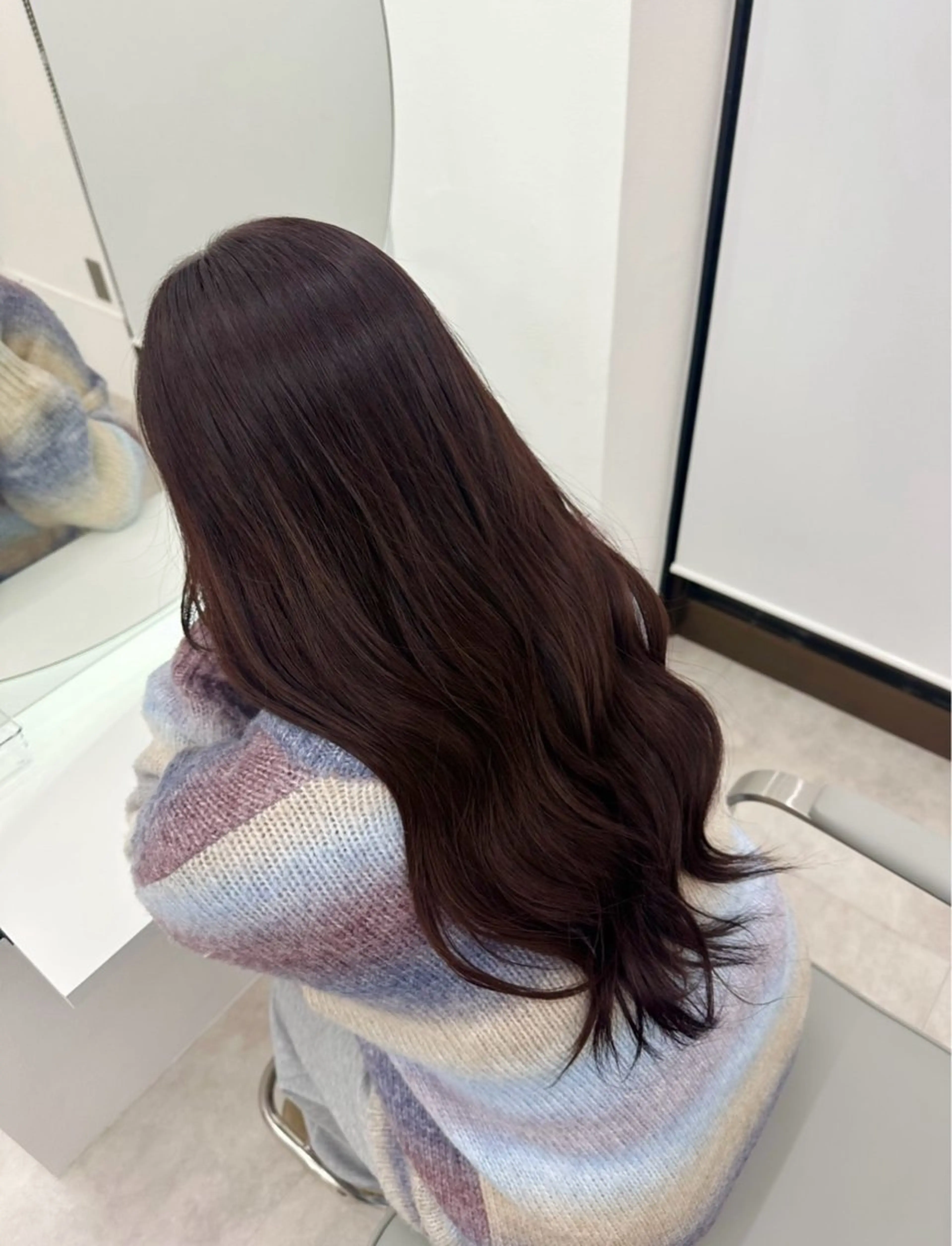 ロング ピンクブラウン 市川 栖々子のヘアスタイル