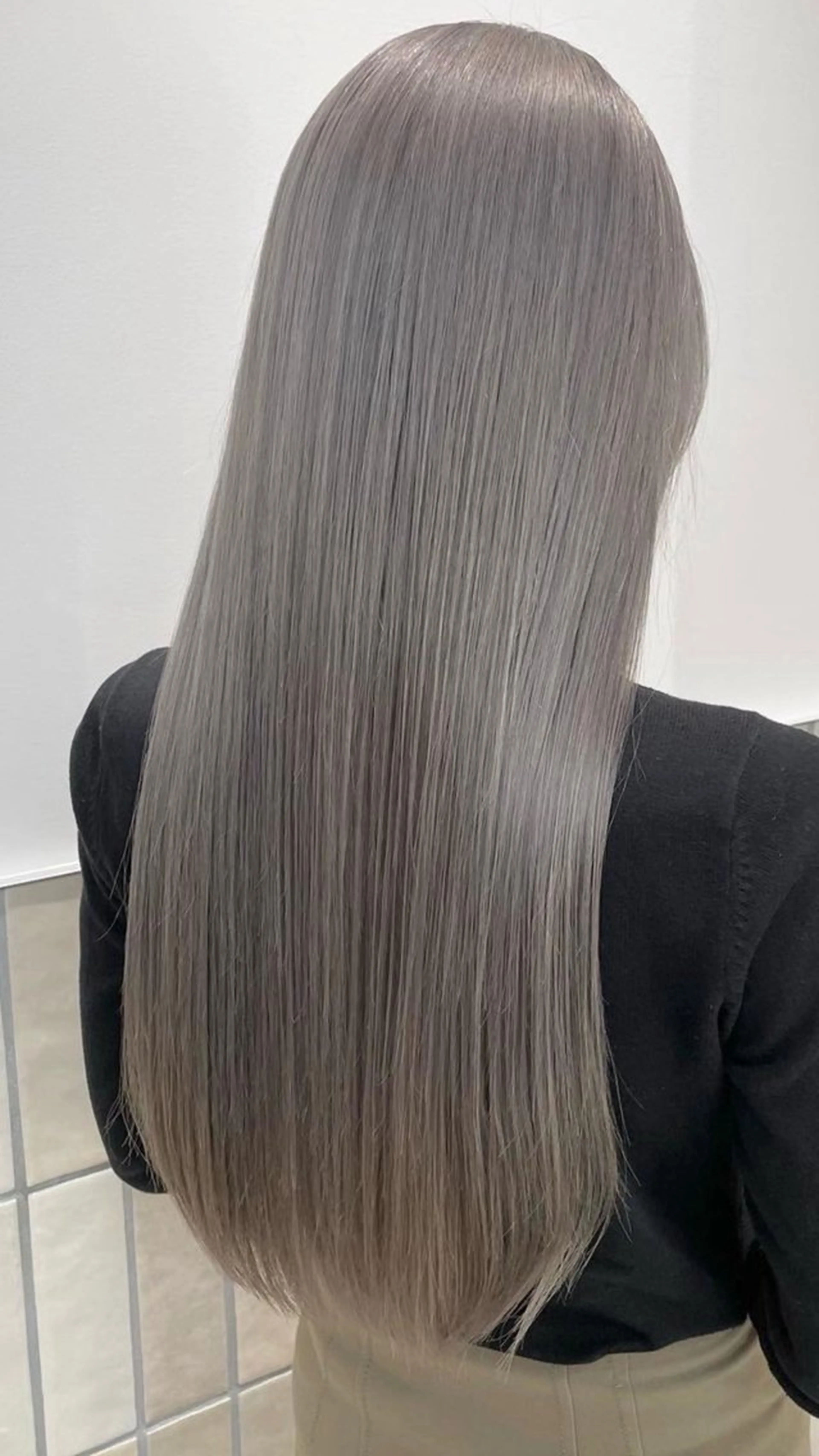 カラー ヘアカラー Reve by Lond仙台所属・カットモデル無料 8000円ハイトーンのヘアスタイル