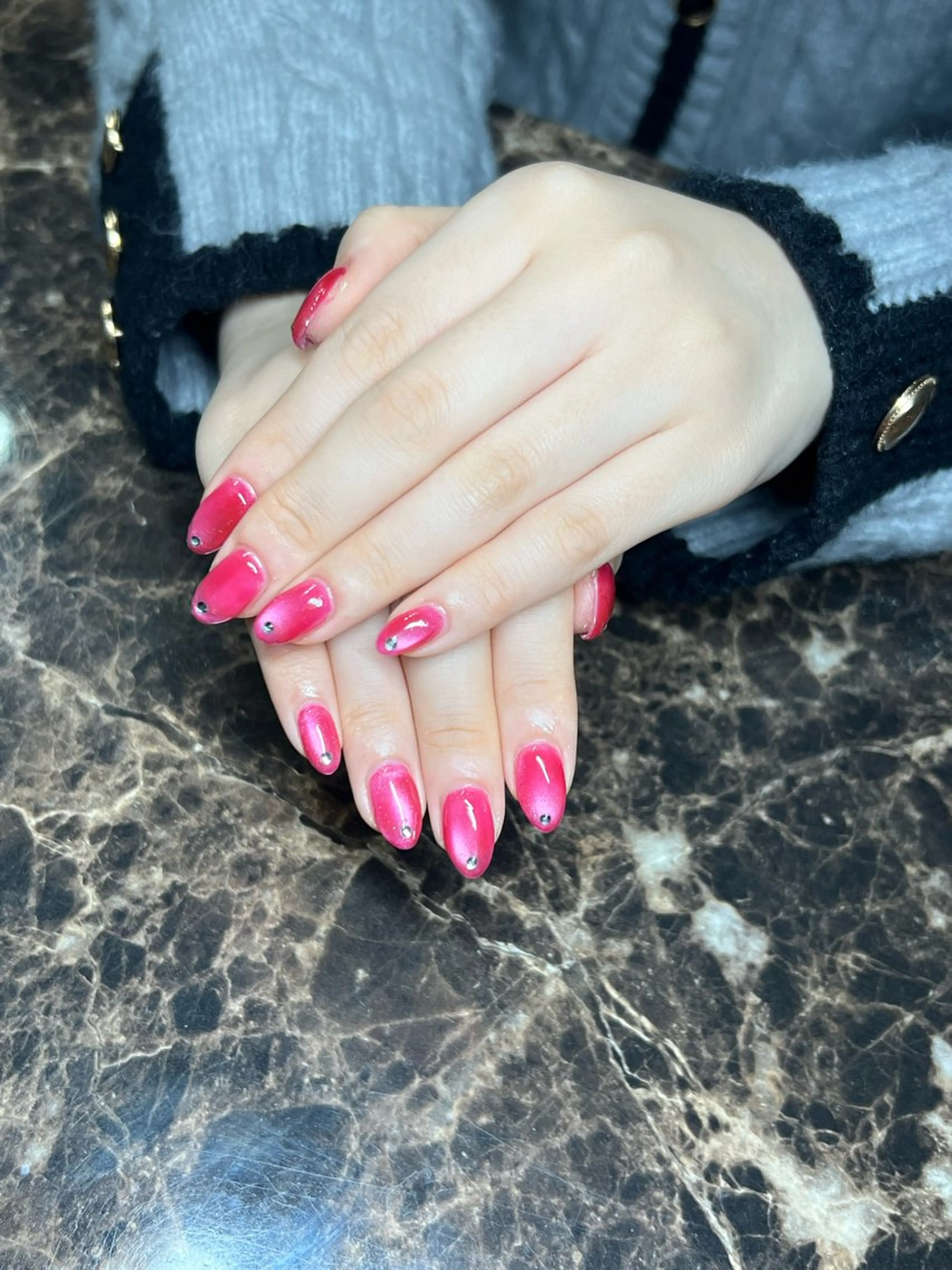 ネイル ハンドネイル ハンドケア IROHA NAIL 聖奈のネイルデザイン