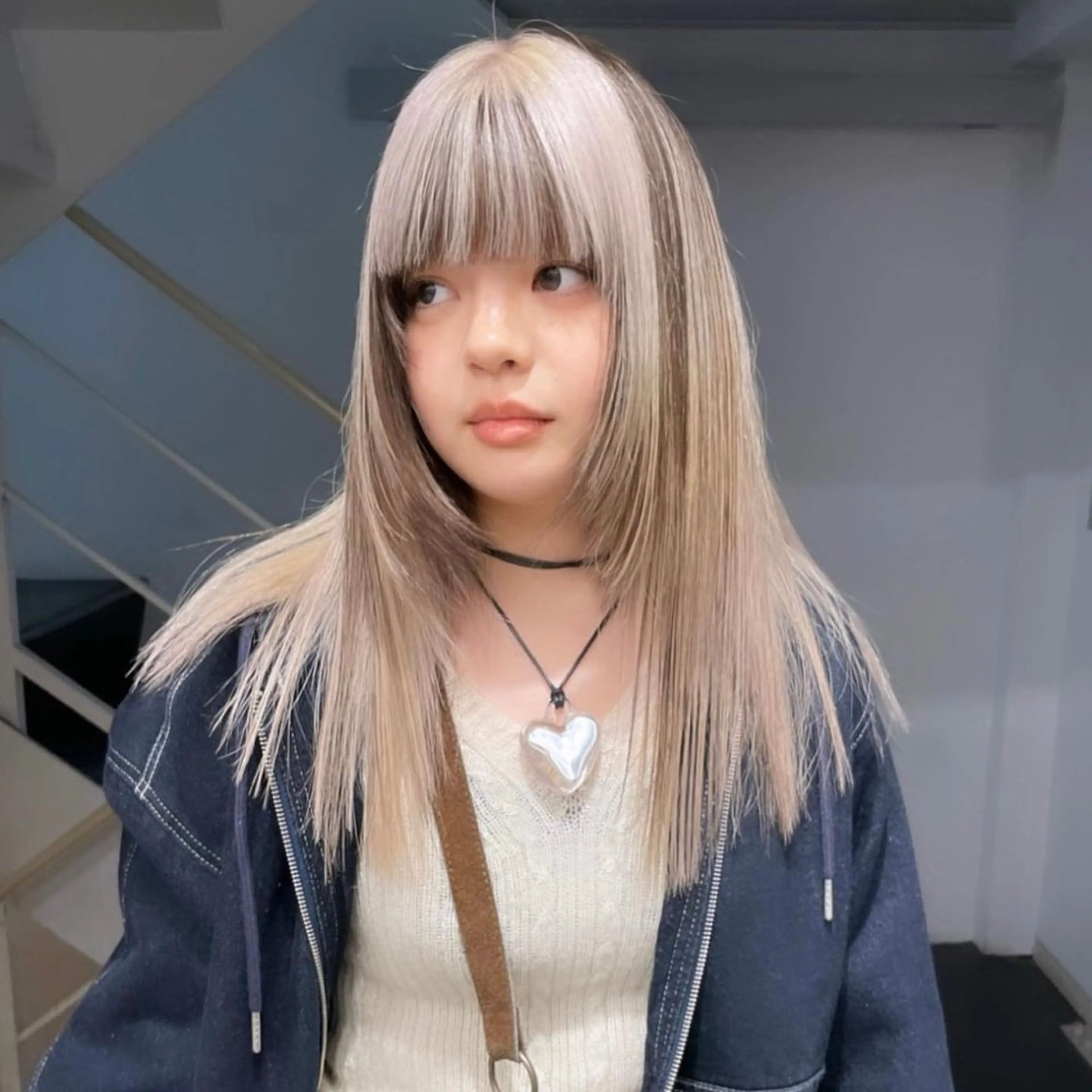 セミロング カラー 花香竜太/エクステ /ハイトーンカラーのヘアスタイル