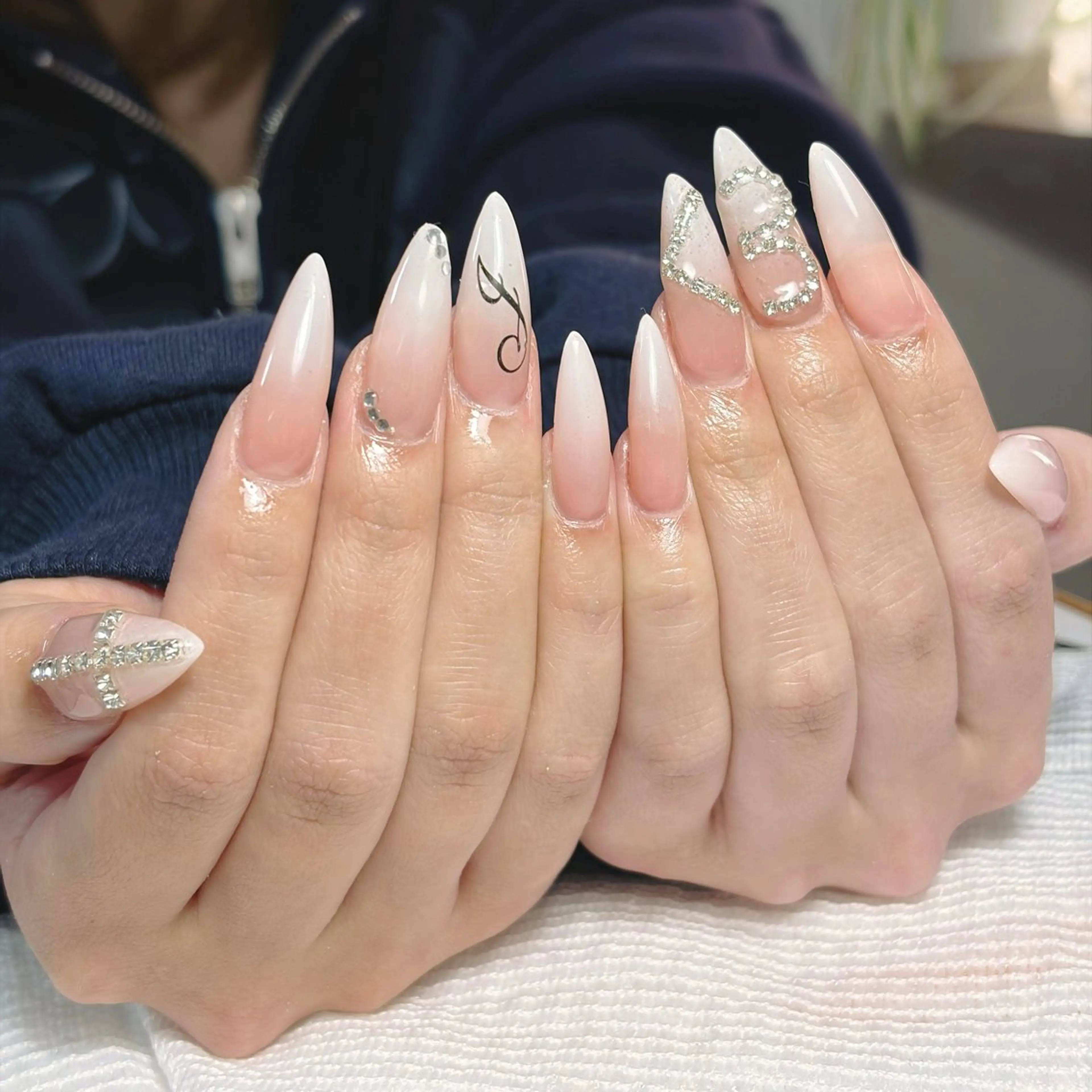 ネイル MIO nail   Osaka所属・Mio nail Osakaのネイルデザイン