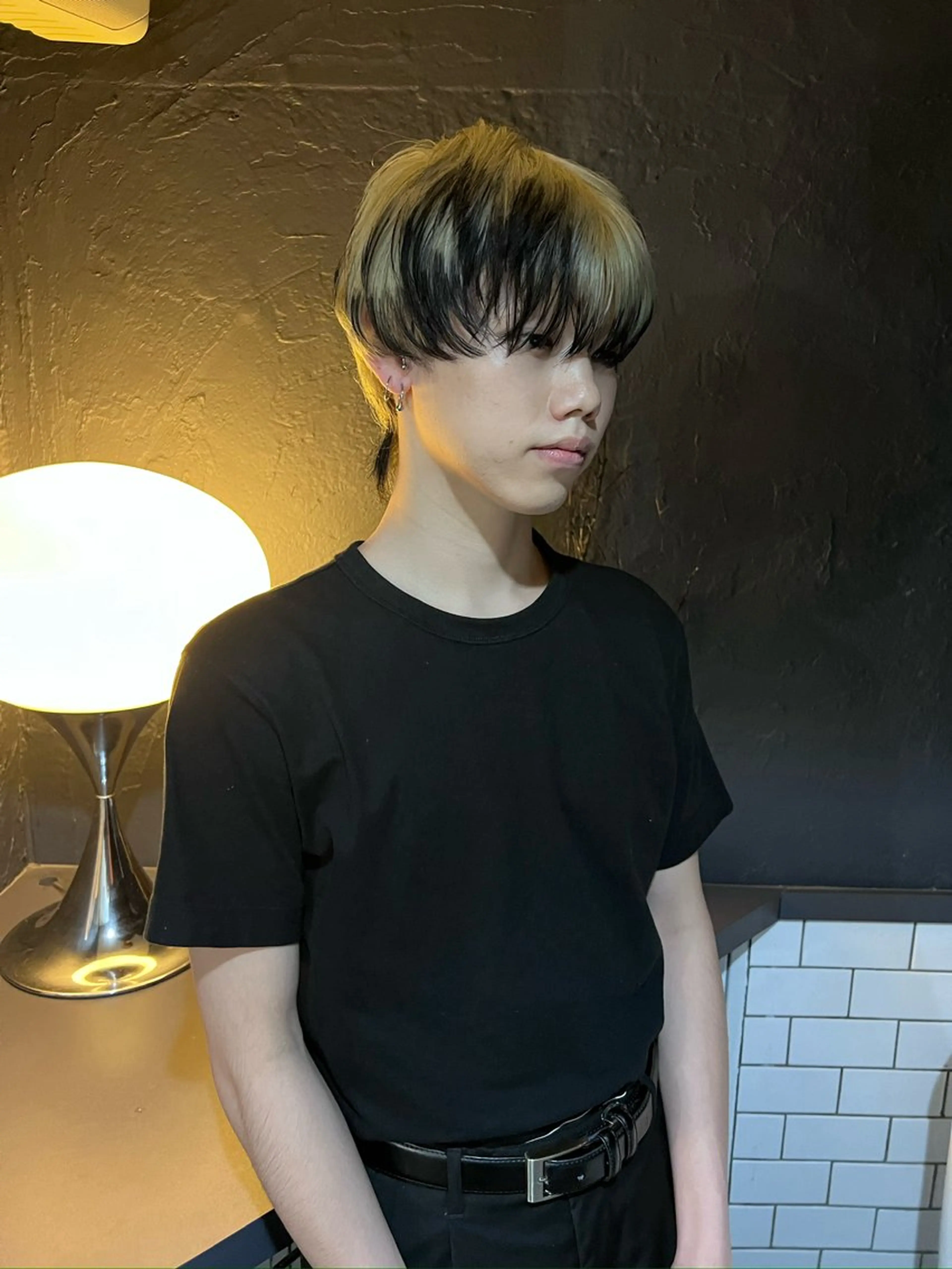 ショート カラー メンズ メンズブリーチ ブリーチ ブロンド ホワイトブロンド 退色まで透明感ある ダブルカラー/リクのヘアスタイル