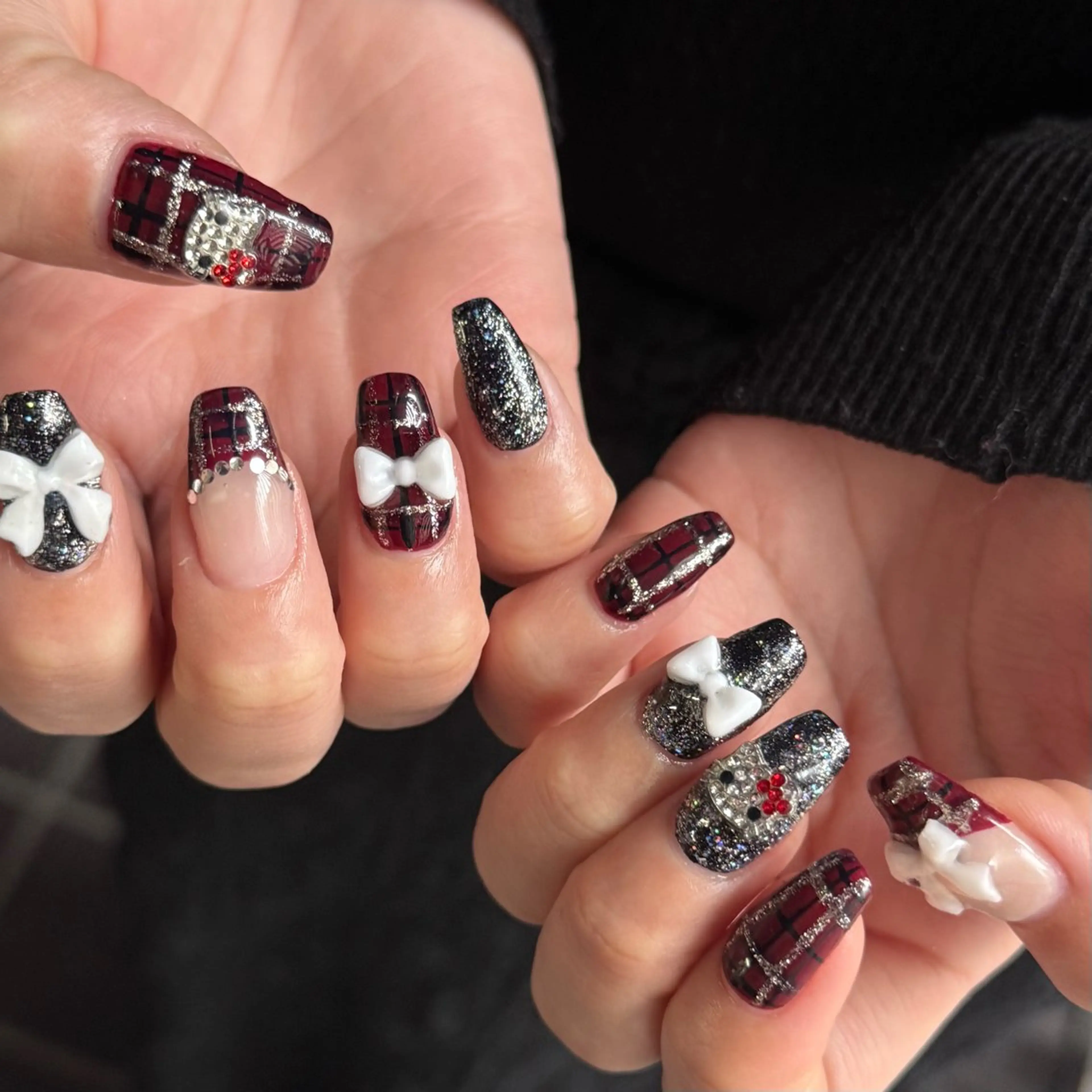 ミディアム 小川 柚香のネイルデザイン