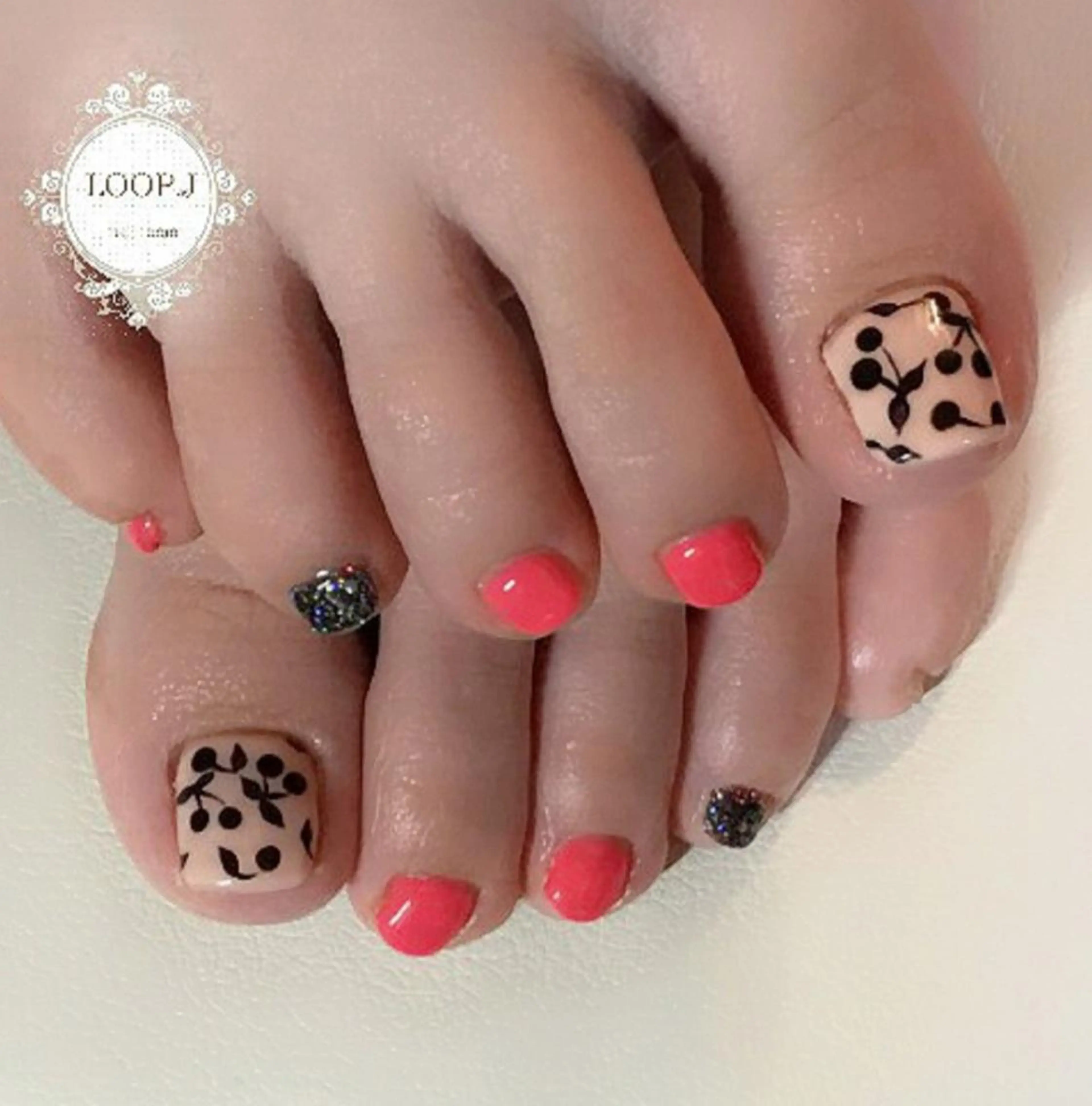 ネイル おおくぼ めぐみのネイルデザイン