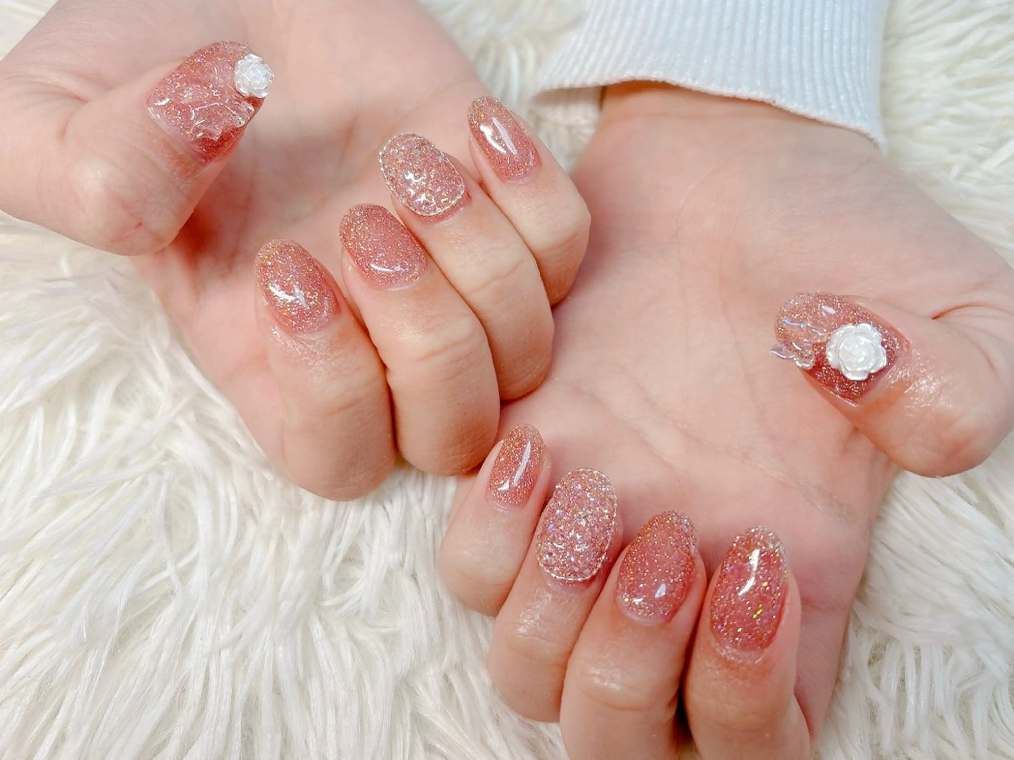 ネイル ハンドネイル パッチリオメメ Lianaのネイルデザイン