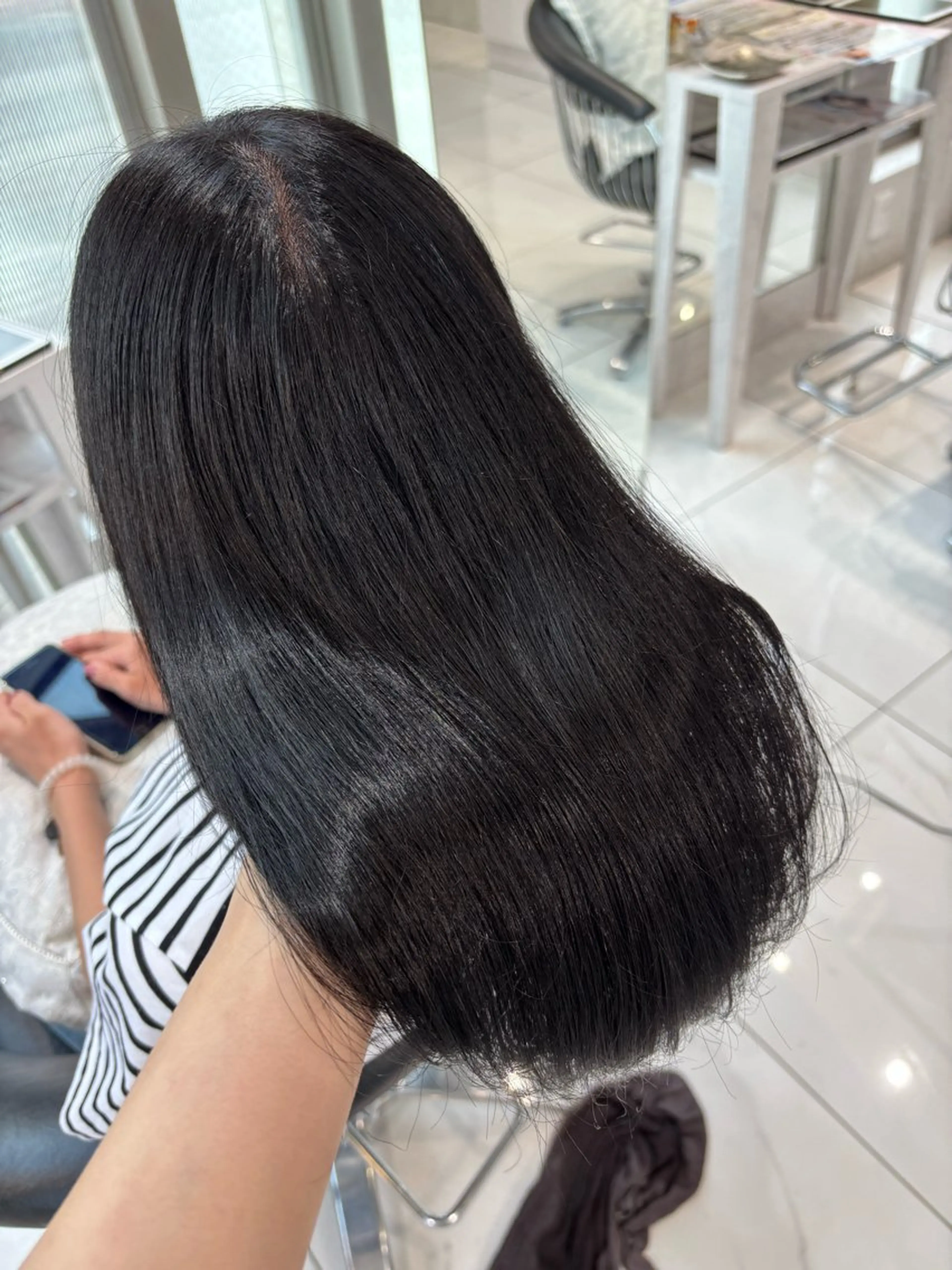 カラー 透明感カラー ヘアカラー Sakuraෆ˚* 暗髪×まつパ🖤🥀のヘアスタイル