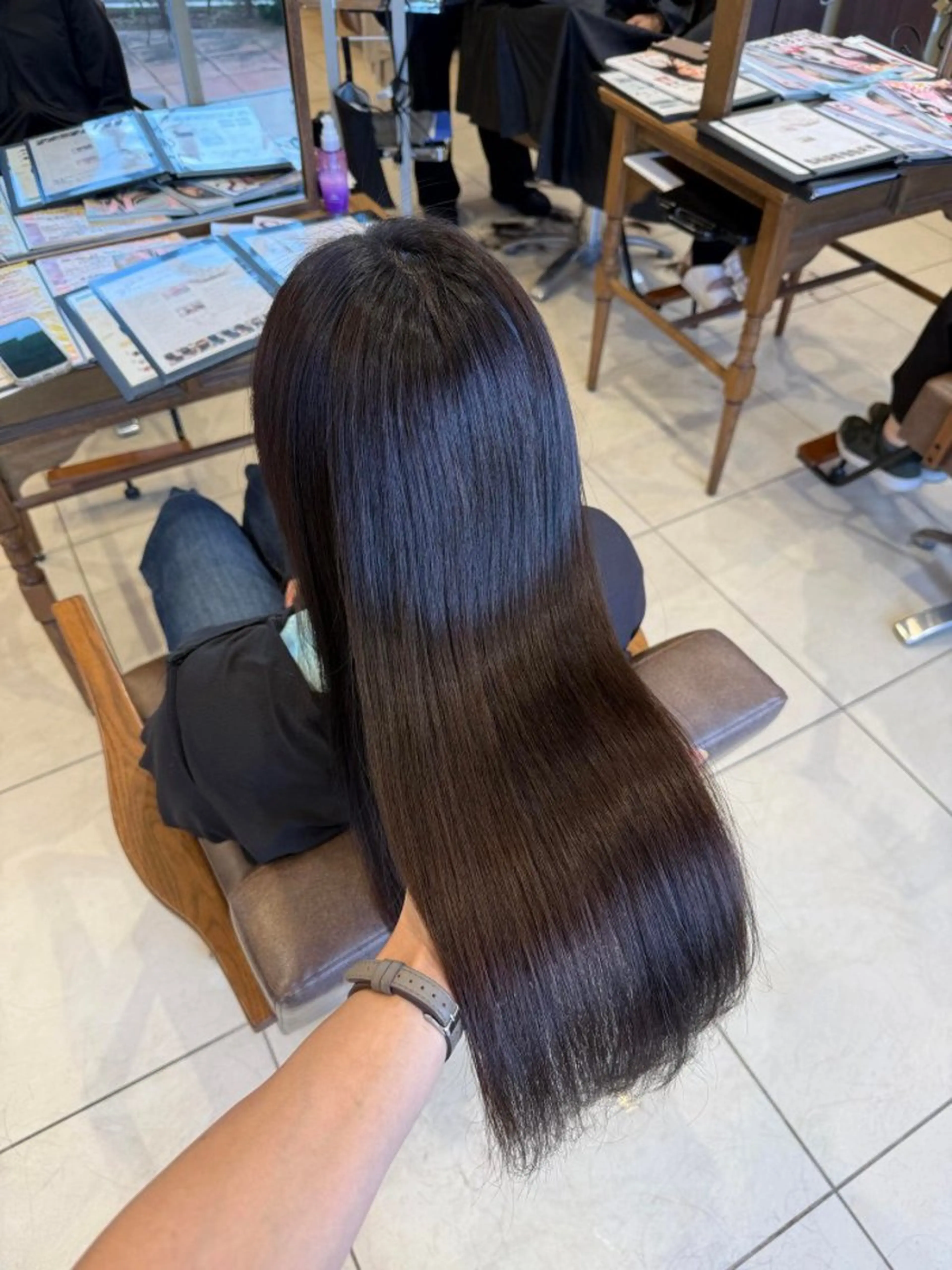 ロング カット ヘアカラー トリートメント 福川優月 /レイヤー /透明感カラーのヘアスタイル