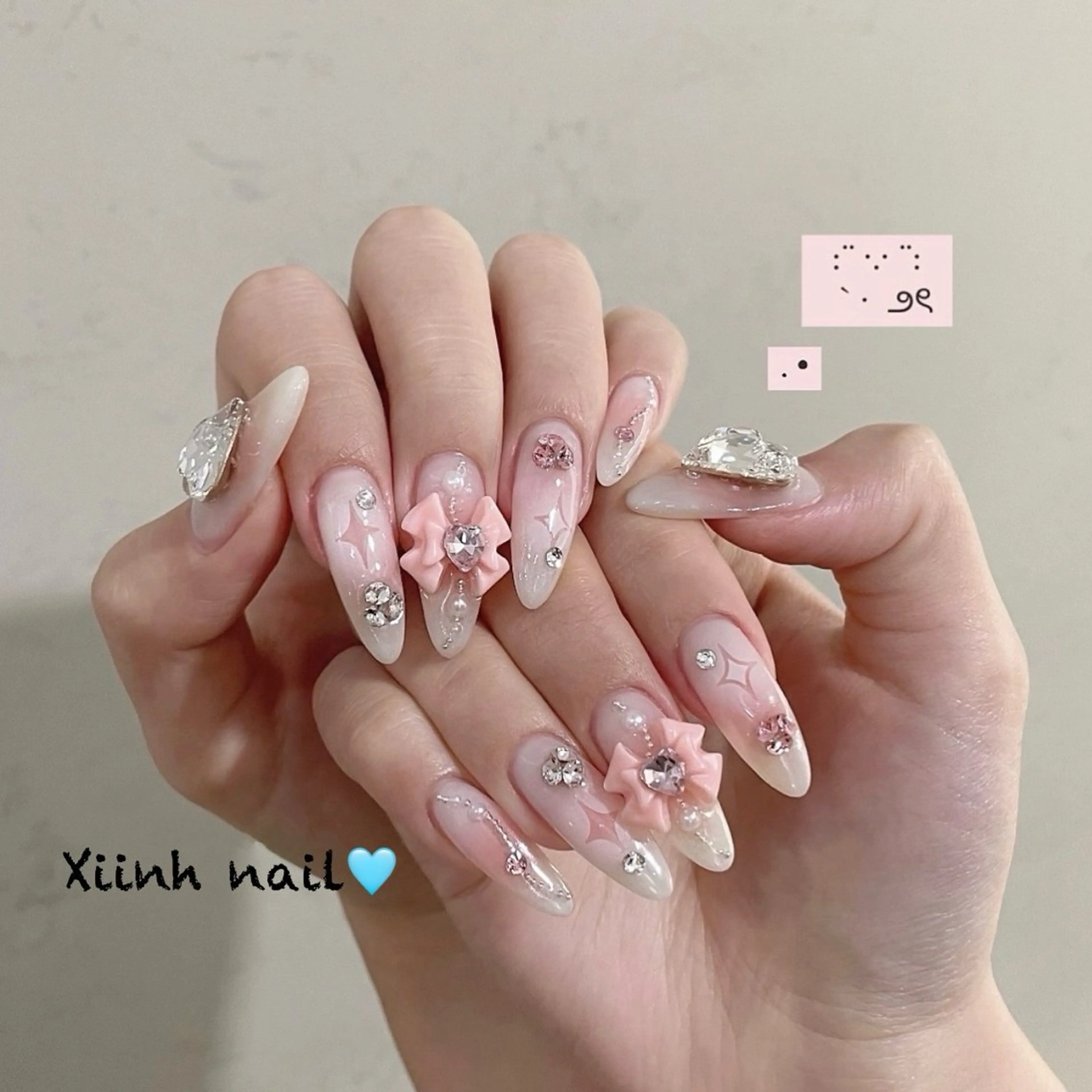 ネイル チークネイル 桜ネイル フットネイル ジェルネイル ハロウィン XIINH NAIL SALONのネイルデザイン