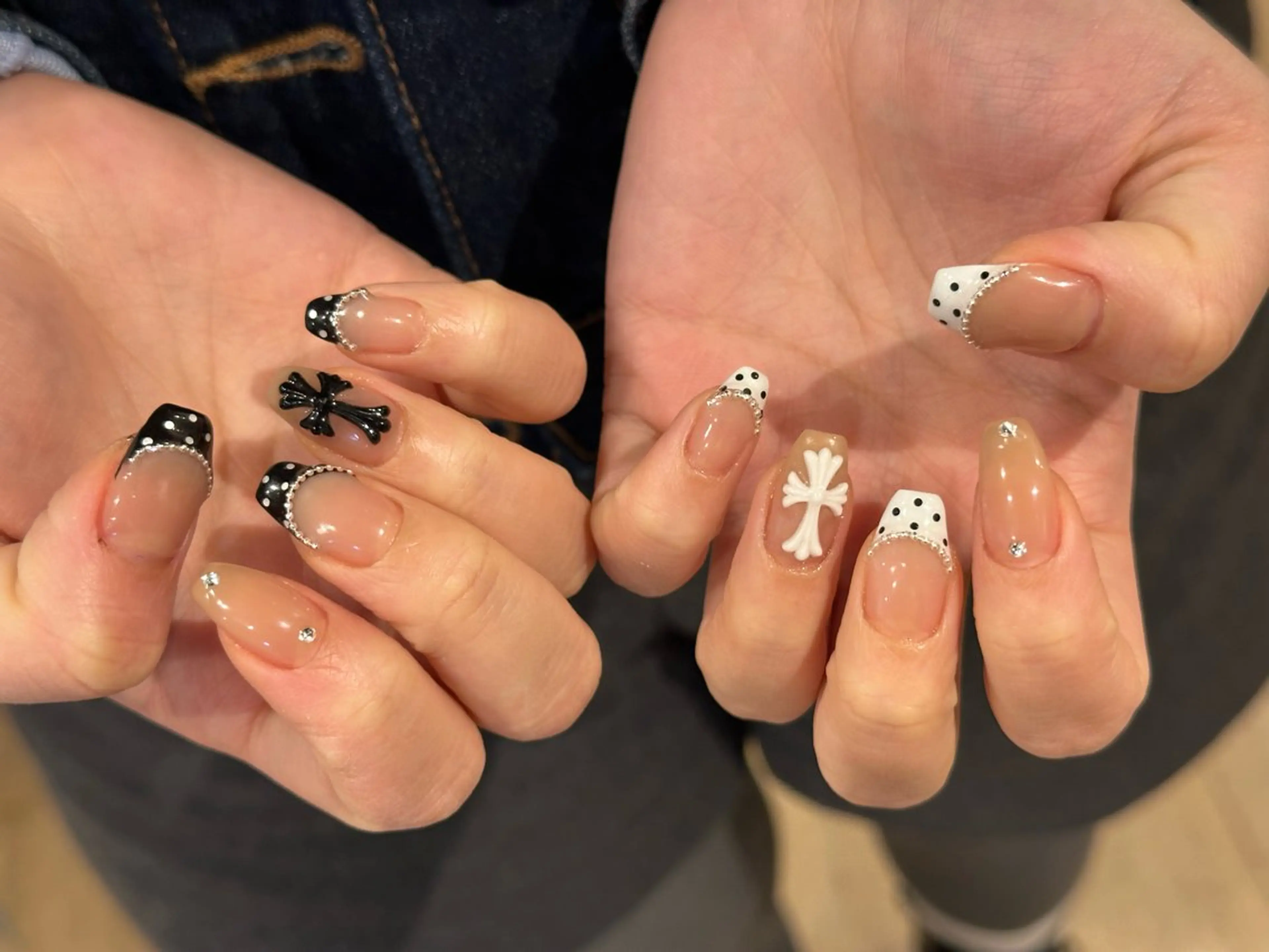 ネイル ハンドネイル 痛ネイル🩶推し活 🤍店長sagawaのネイルデザイン