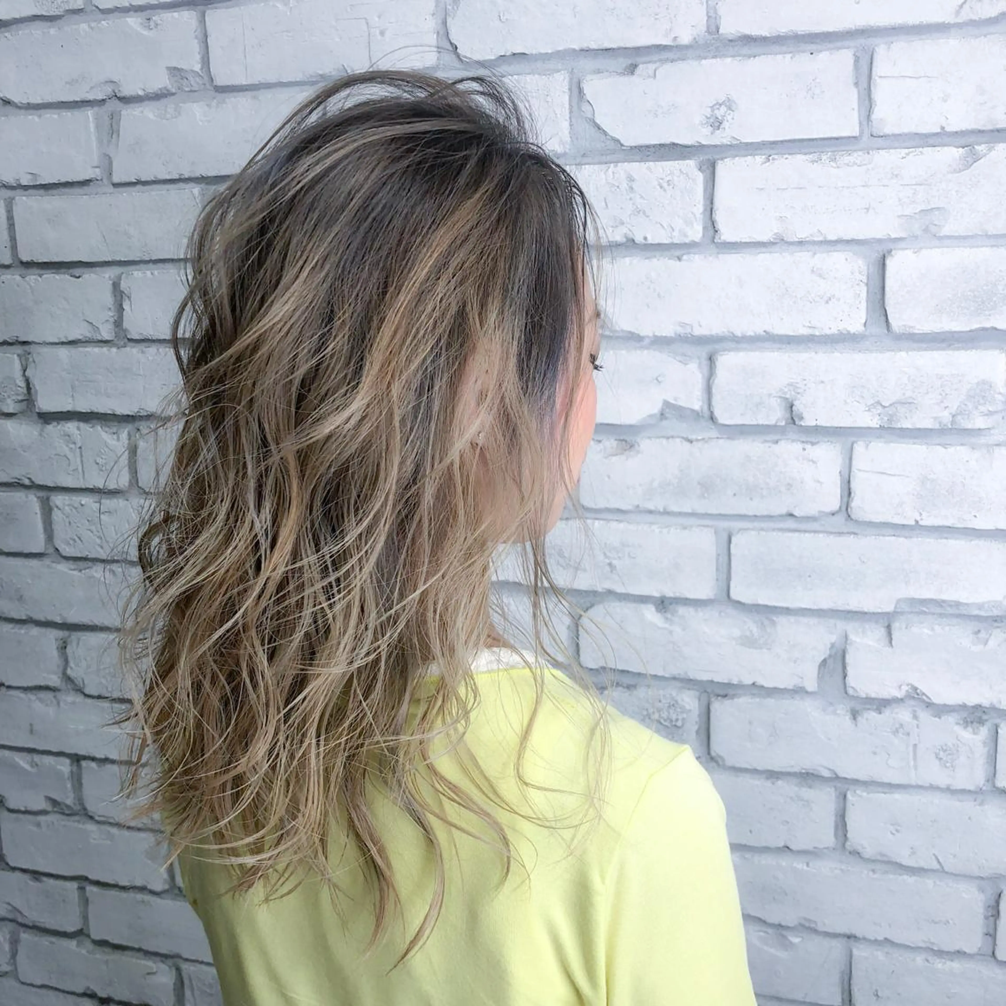 セミロング カラー バレイヤージュ ブリーチ ケアブリーチ ダブルカラー ハイライトカラー welring hair salon所属・welring hair salonのヘアスタイル