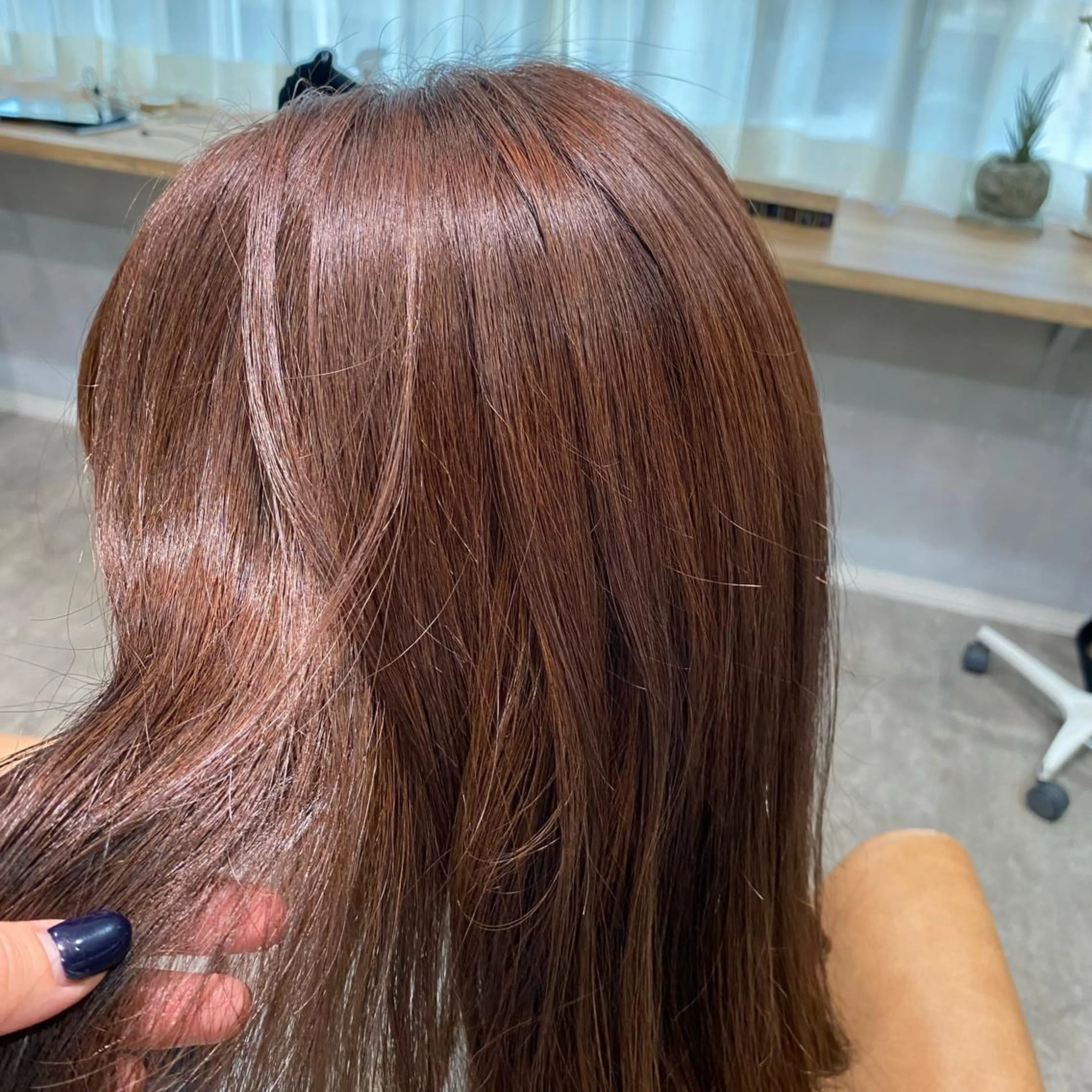 ロング ヘアカラー 大久保 優香のヘアスタイル