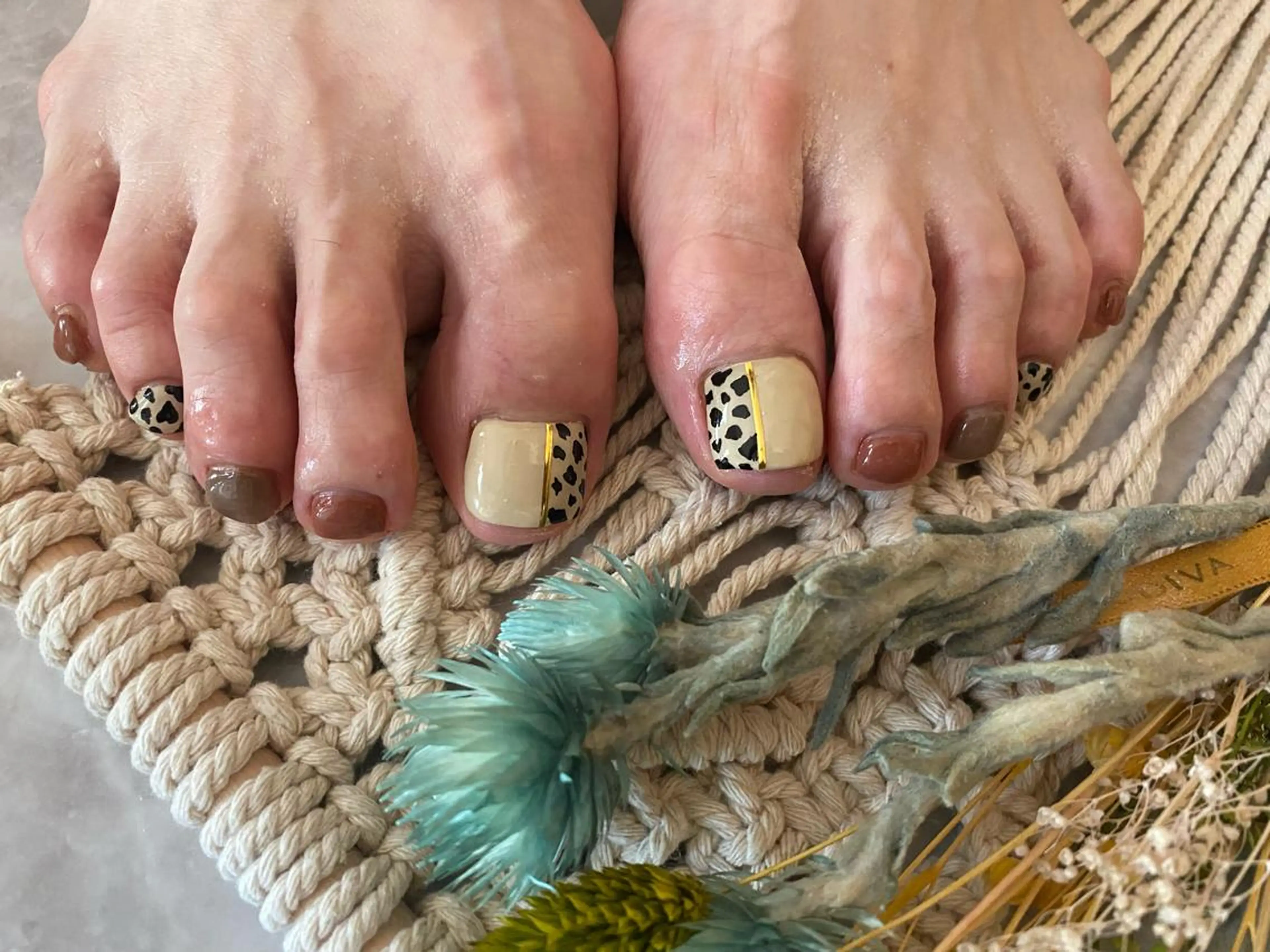 ネイル フットネイル ëmma nail_ by chulaのネイルデザイン